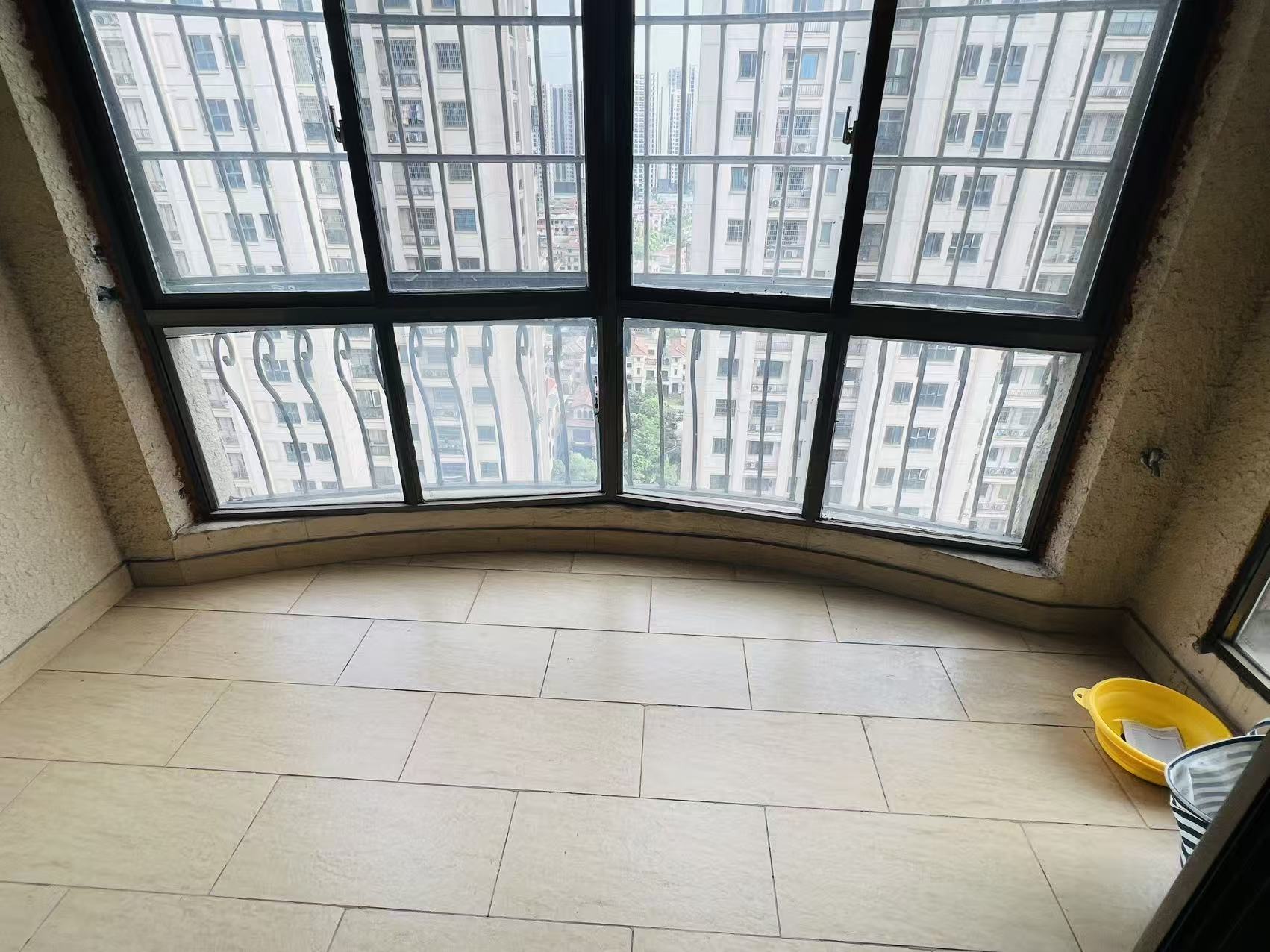 碧桂园 3室2厅1卫 1600.0元/月 碧桂园 3室2厅1卫 1600.0元/月室内图