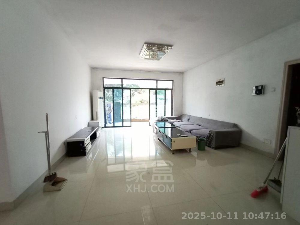 山水国际 3室2厅2卫 1500.0元/月 山水国际 3室2厅2卫 1500.0元/月室内图