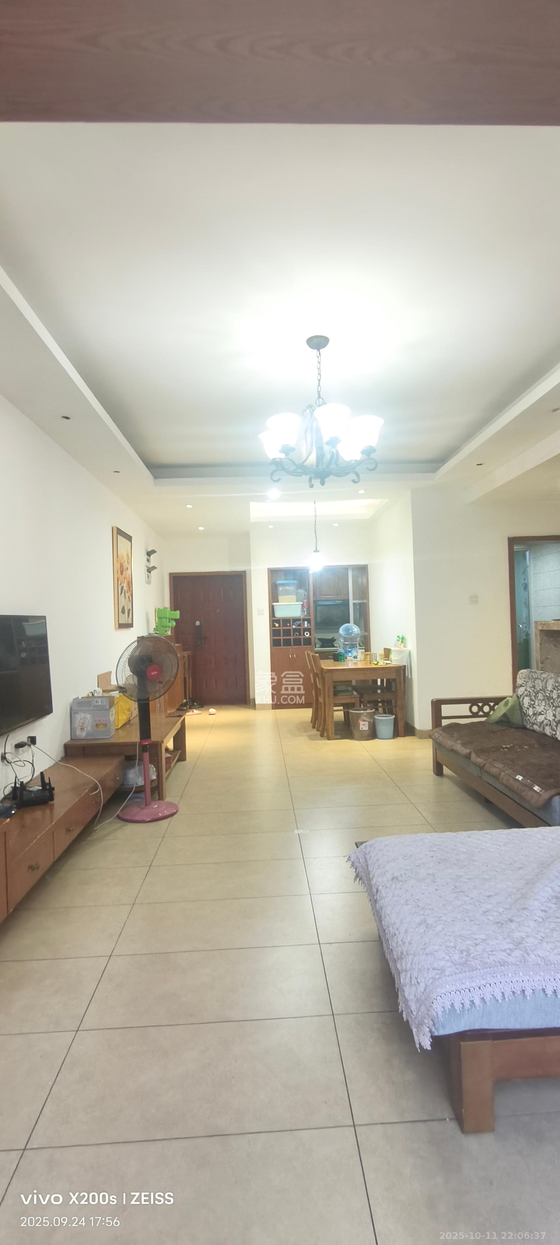 幸福里润城（幸福里二期）  3室2厅1卫    1800.0元/月室内图