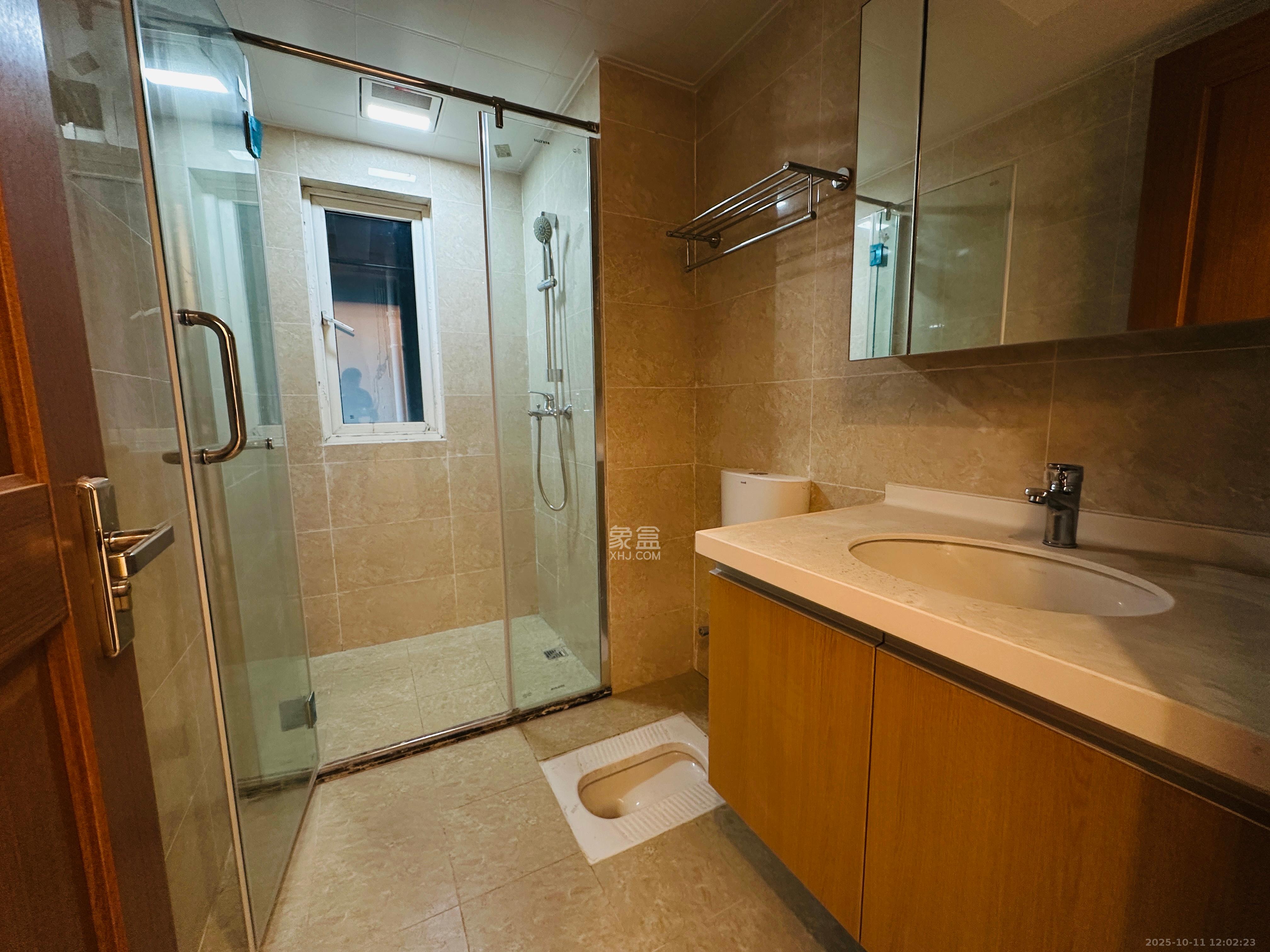 金科集美天辰  3室2厅2卫    2200.0元/月室内图