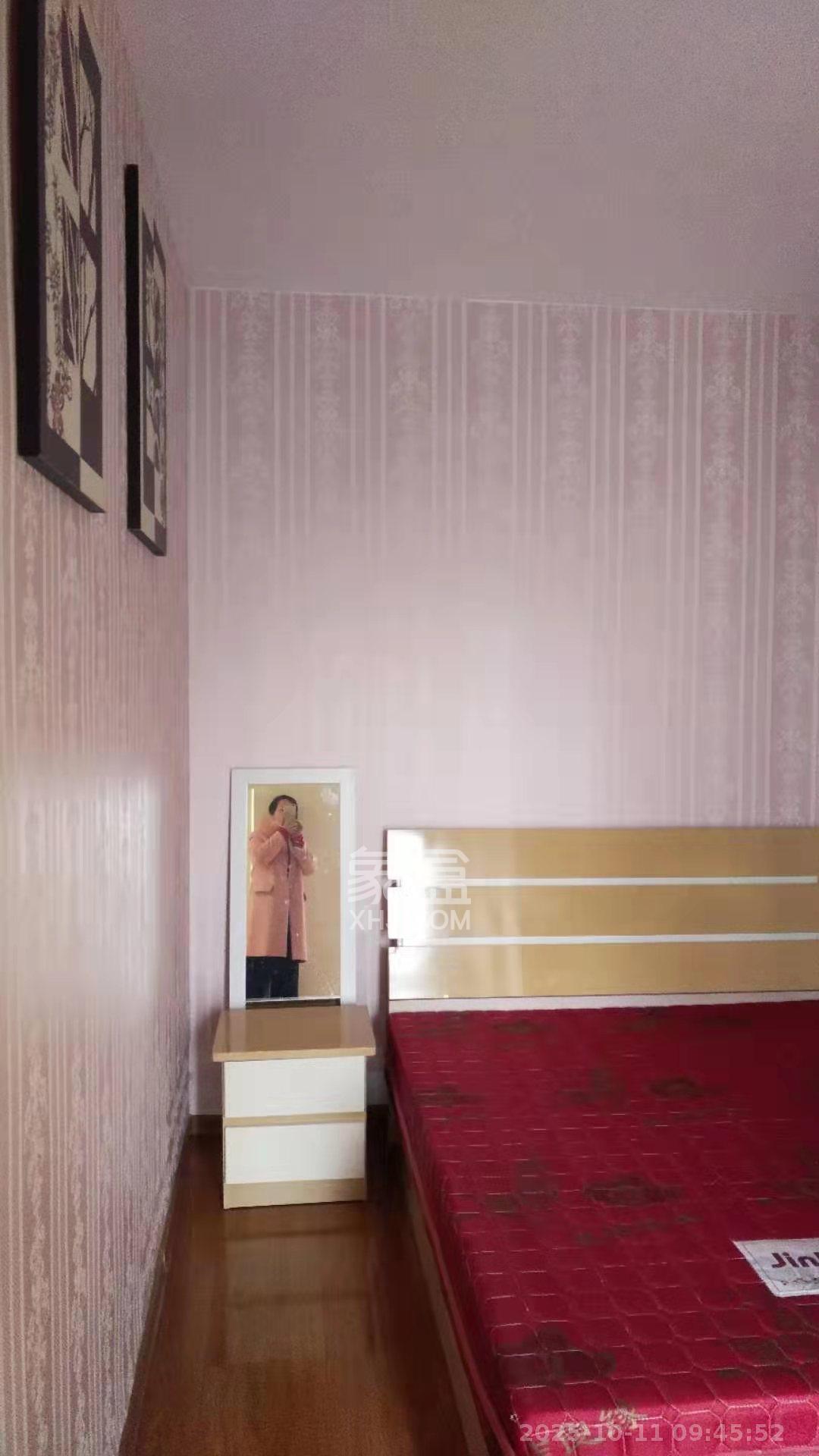 白沙晶城  1室1厅1卫    2000.0元/月室内图