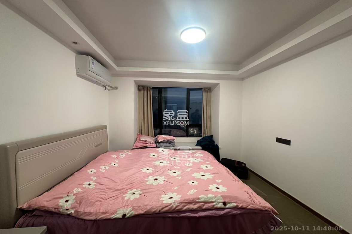 旭辉国悦府 4室2厅2卫 4200.0元/月 旭辉国悦府 4室2厅2卫 4200.0元/月室内图