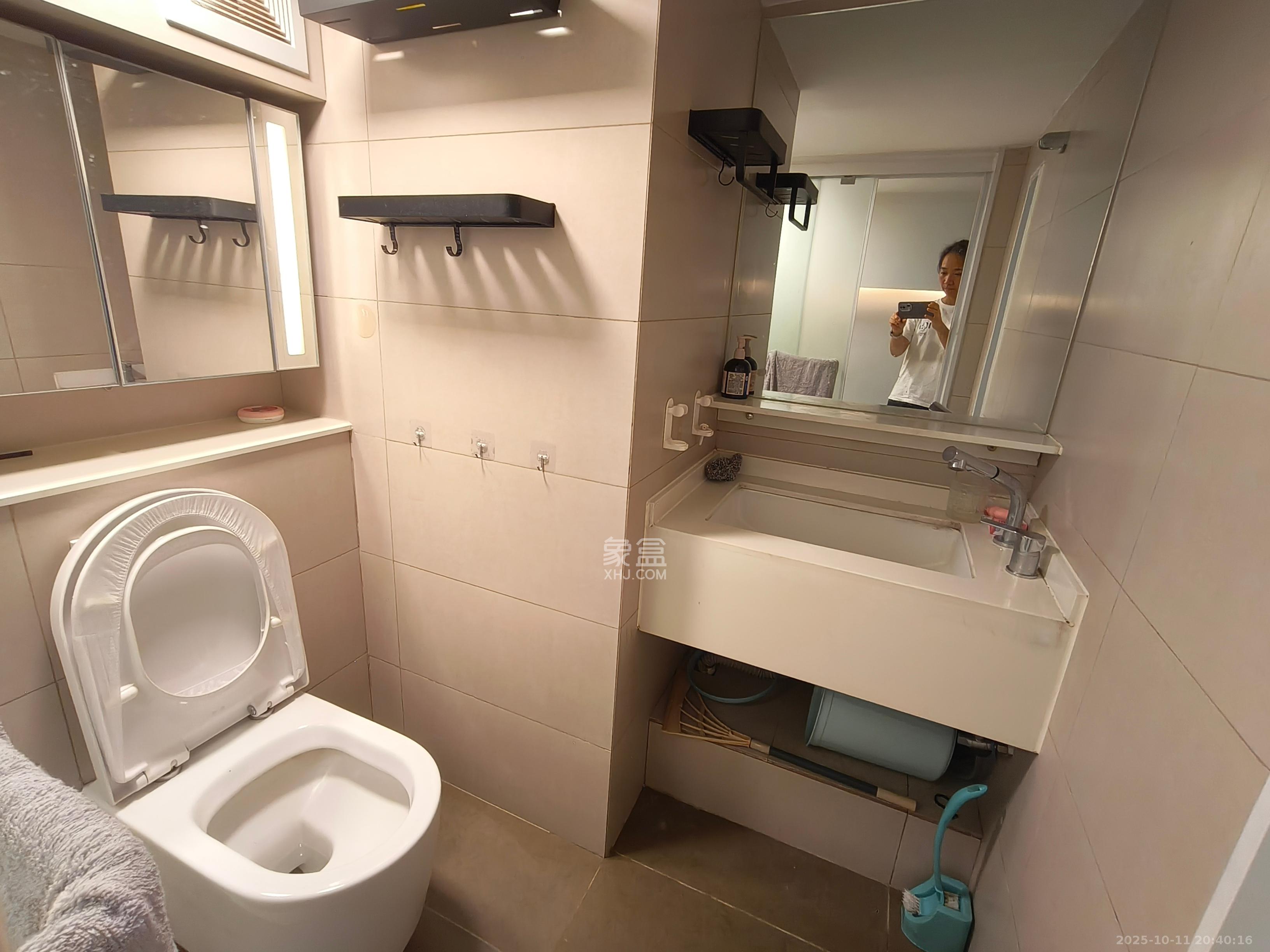 时代年华 2室1厅1卫 1300.0元/月 时代年华 2室1厅1卫 1300.0元/月室内图