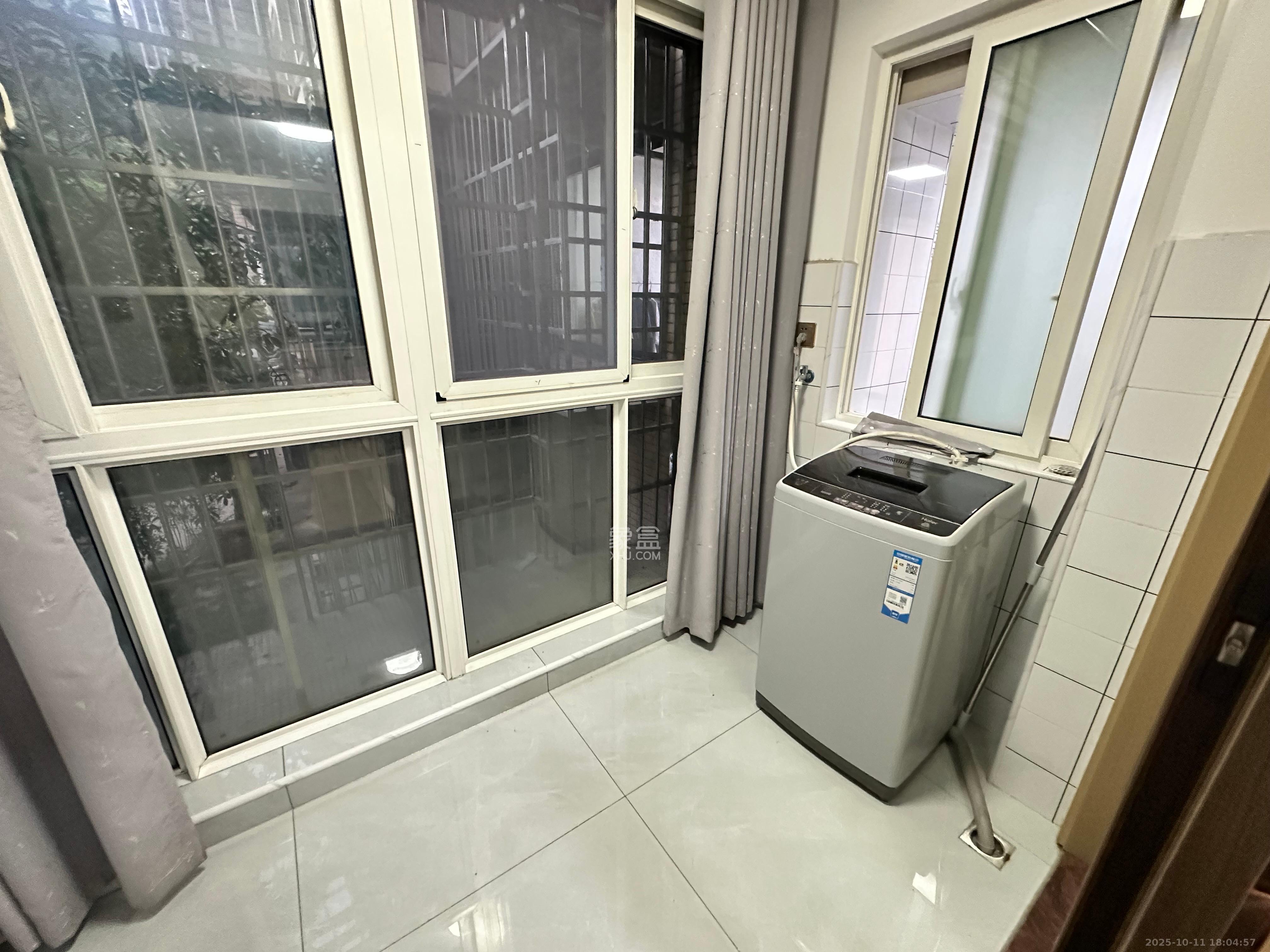 谷山乐园三期  2室2厅1卫    2200.0元/月室内图