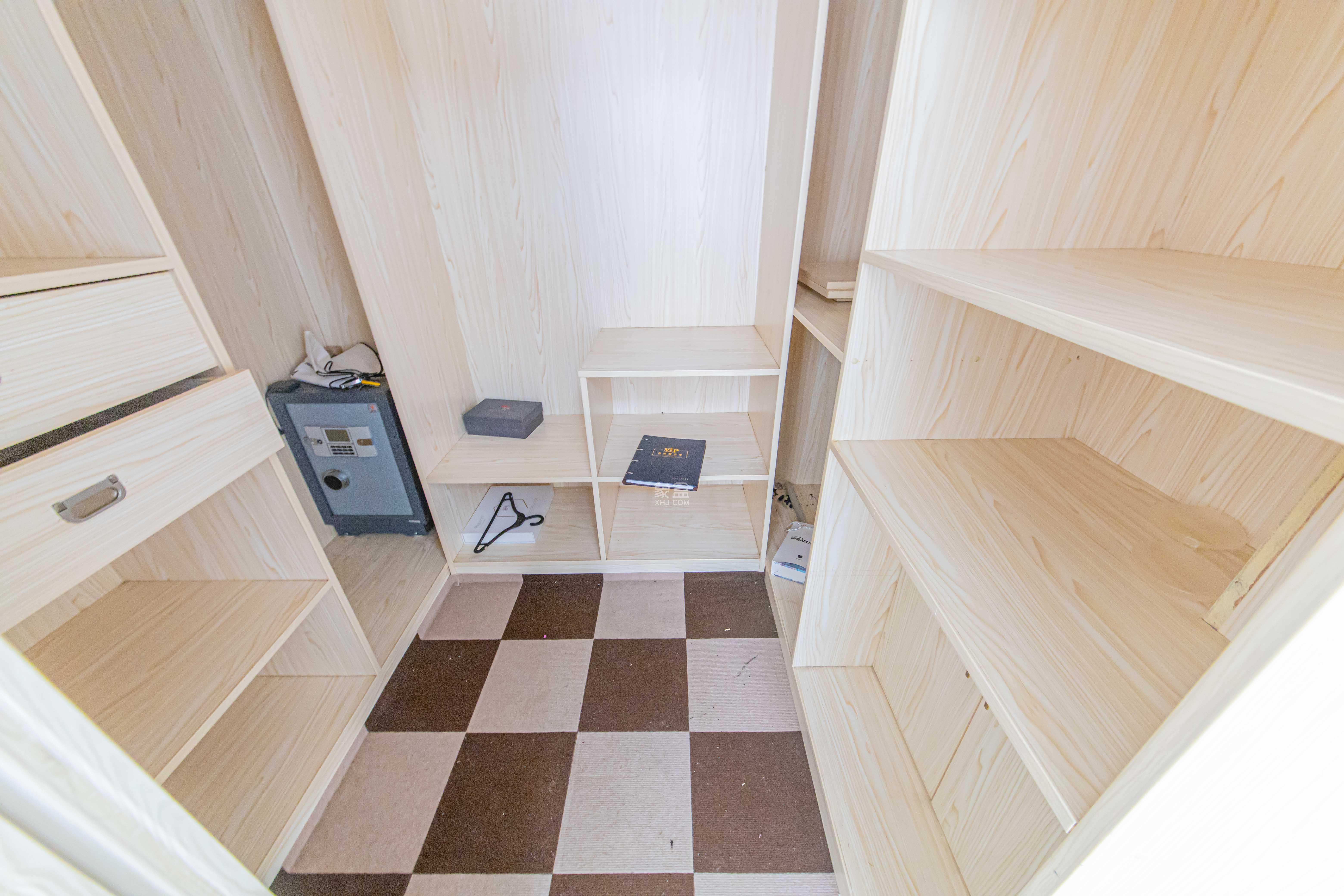 长城水郡 3室2厅1卫 89.0万 长城水郡 3室2厅1卫 89.0万其他