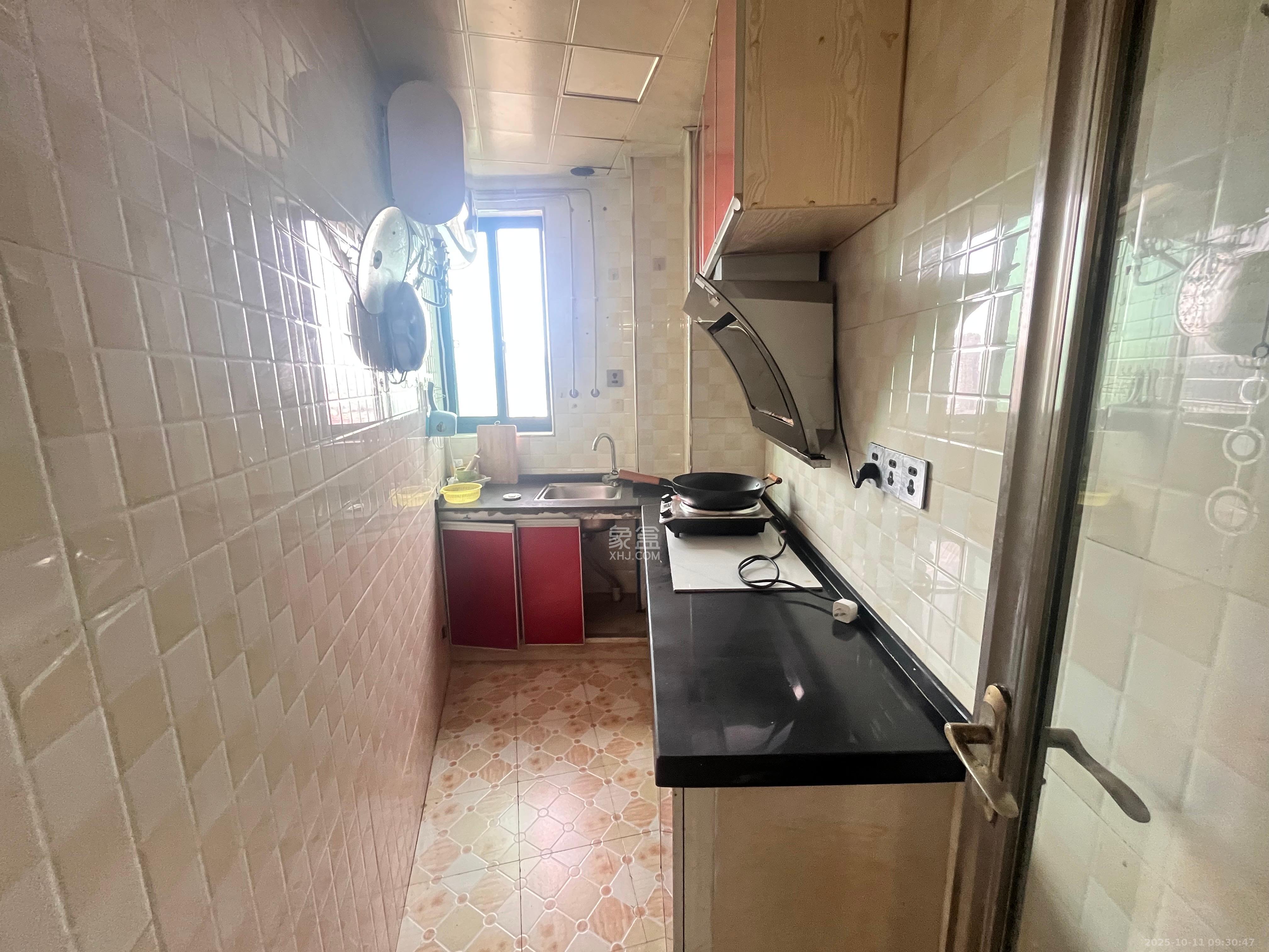 湖韵佳苑  2室1厅1卫    1600.0元/月室内图