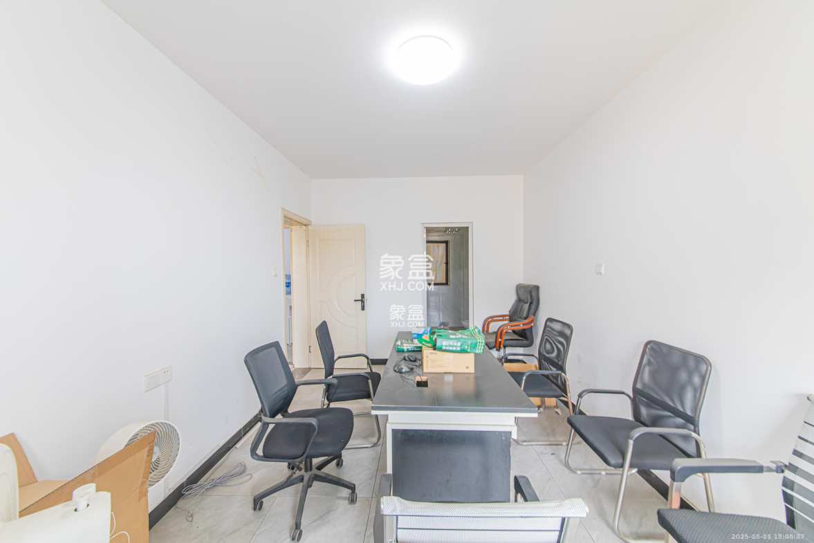 中建芙蓉嘉苑 3室2厅2卫 2200.0元/月 中建芙蓉嘉苑 3室2厅2卫 2200.0元/月室内图