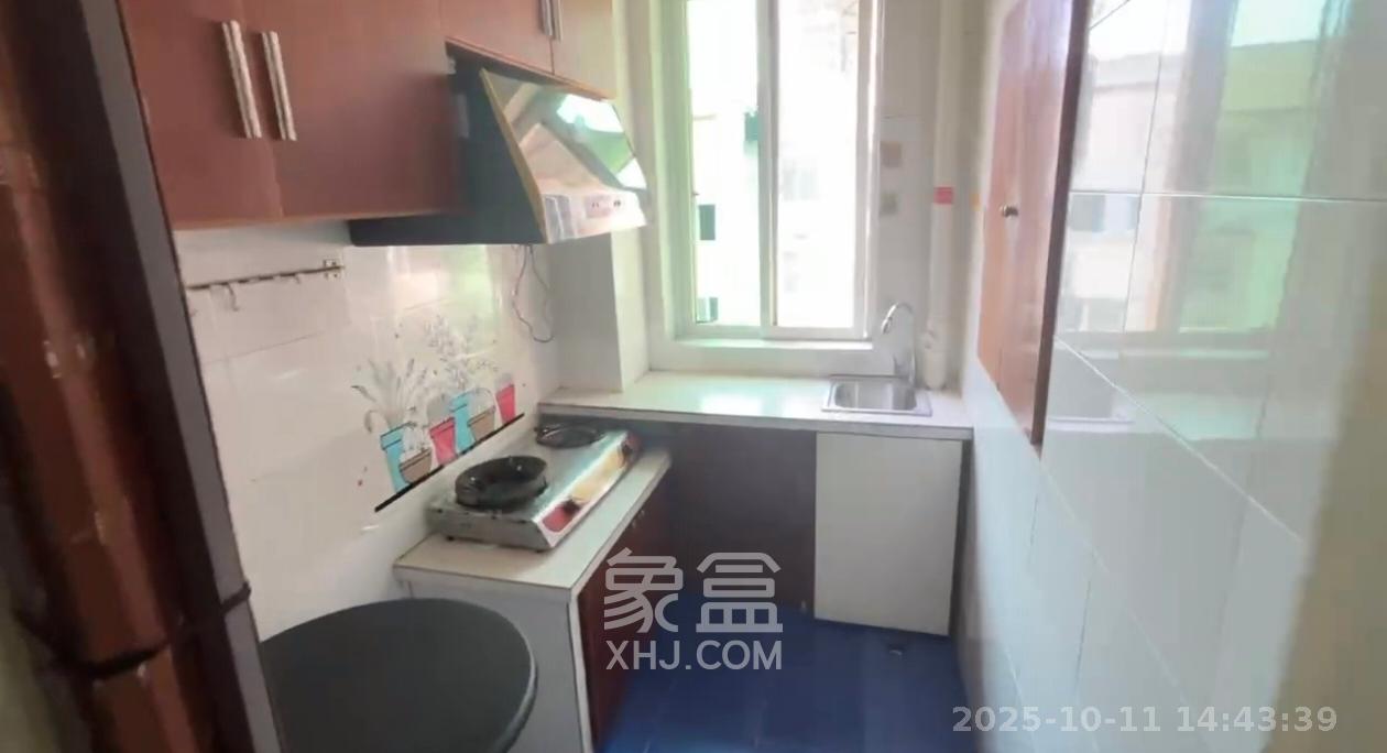 江南公寓 2室2厅1卫 1400.0元/月 江南公寓 2室2厅1卫 1400.0元/月室内图