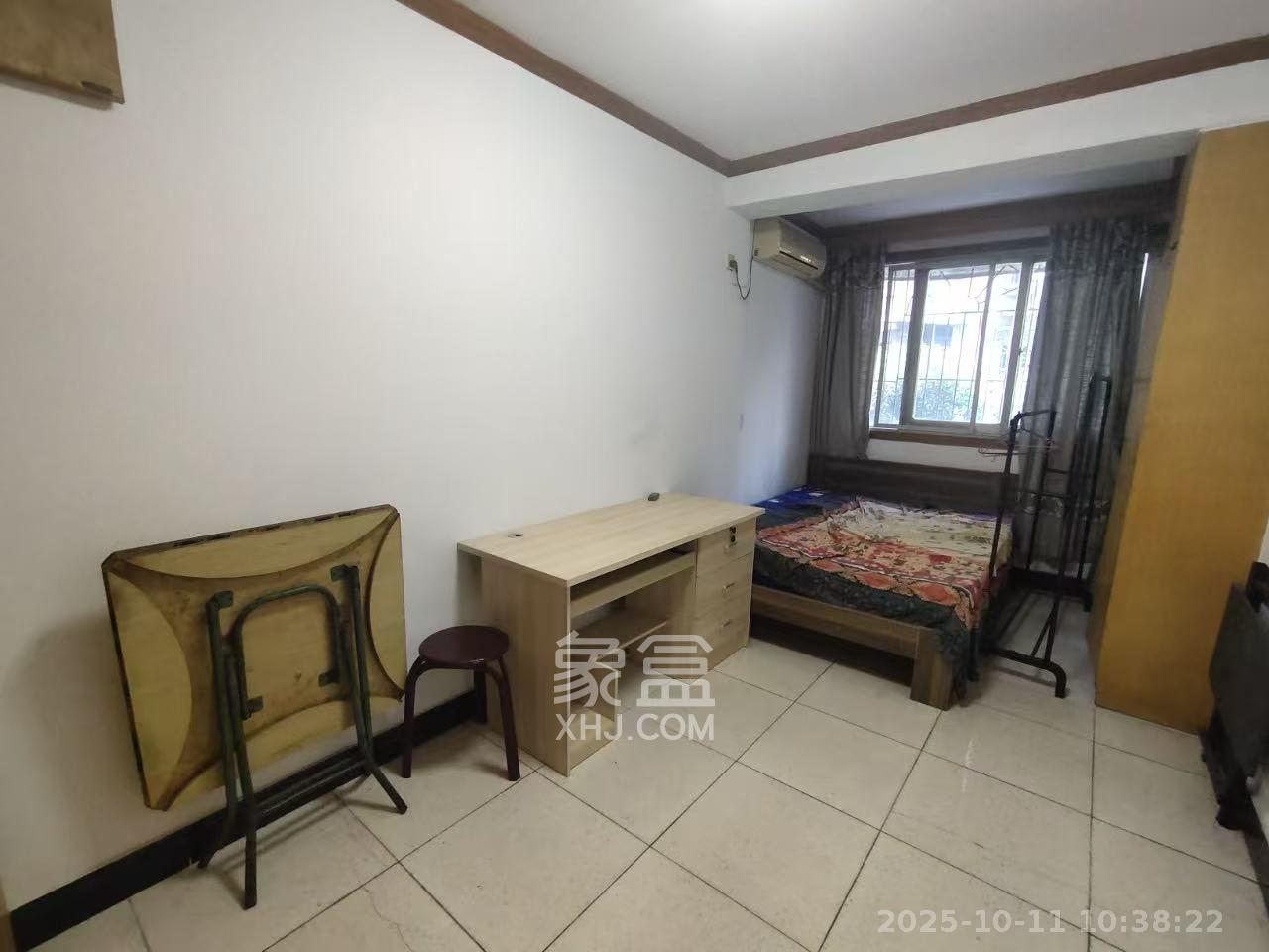 园林局宿舍(钟馗庙) 2室1厅1卫 1600.0元/月 园林局宿舍(钟馗庙) 2室1厅1卫 1600.0元/月室内图