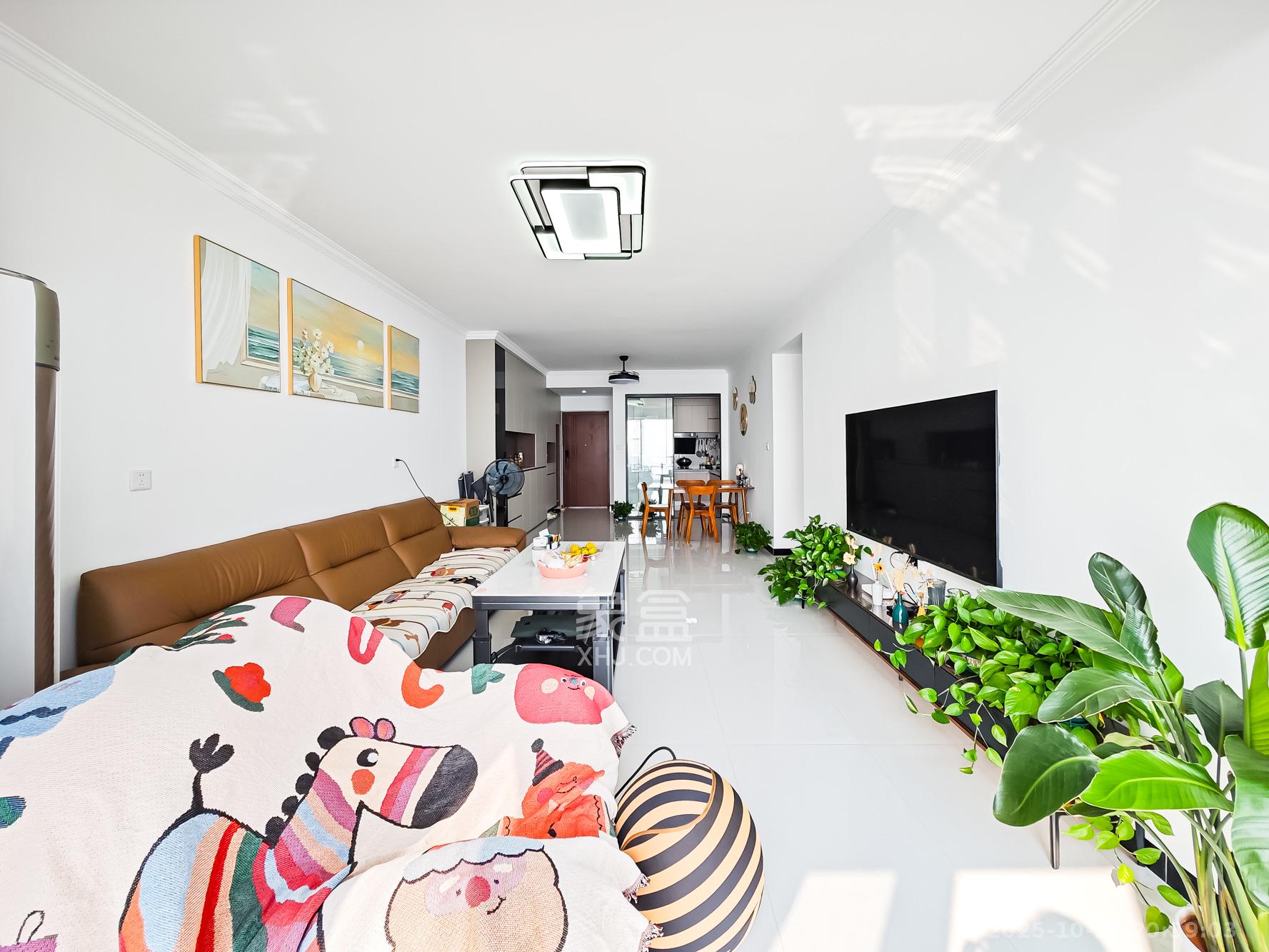 日盛湖湘府  1室0厅0卫    86.0万 日盛湖湘府  1室0厅0卫    86.0万