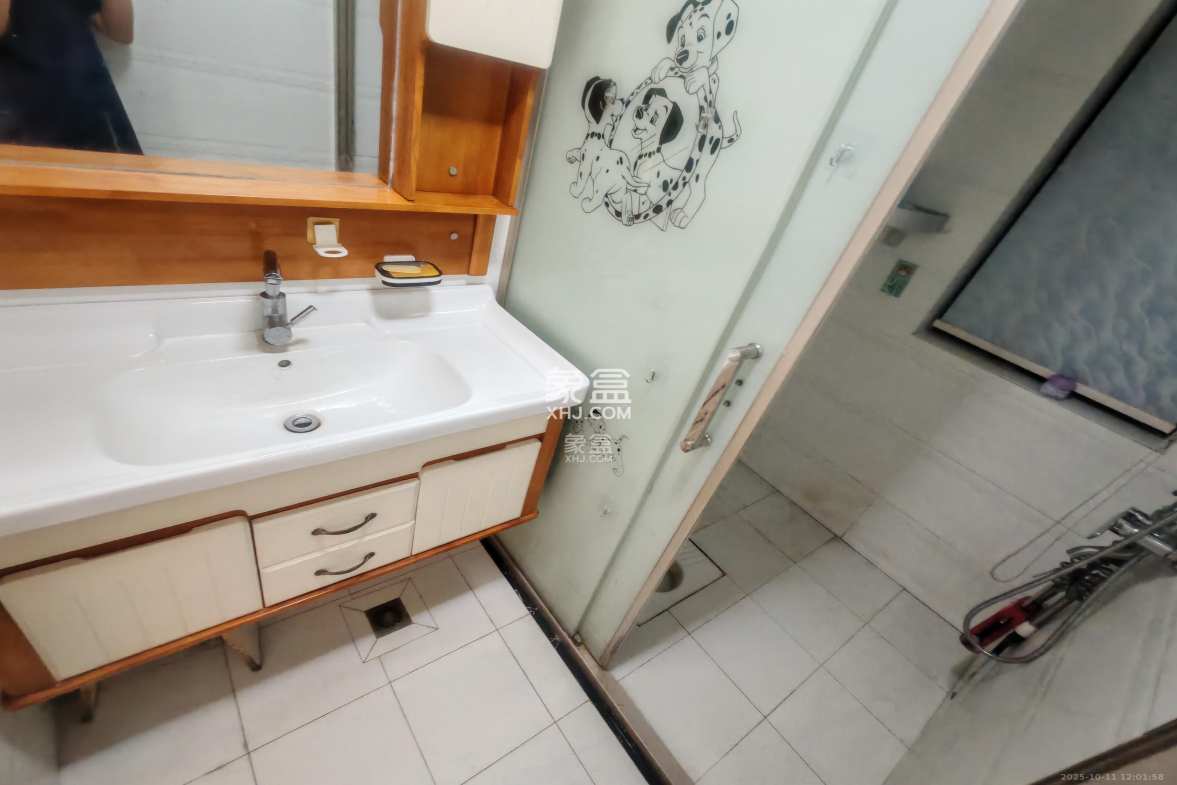 中建芙蓉嘉苑 3室2厅2卫 2300.0元/月 中建芙蓉嘉苑 3室2厅2卫 2300.0元/月室内图