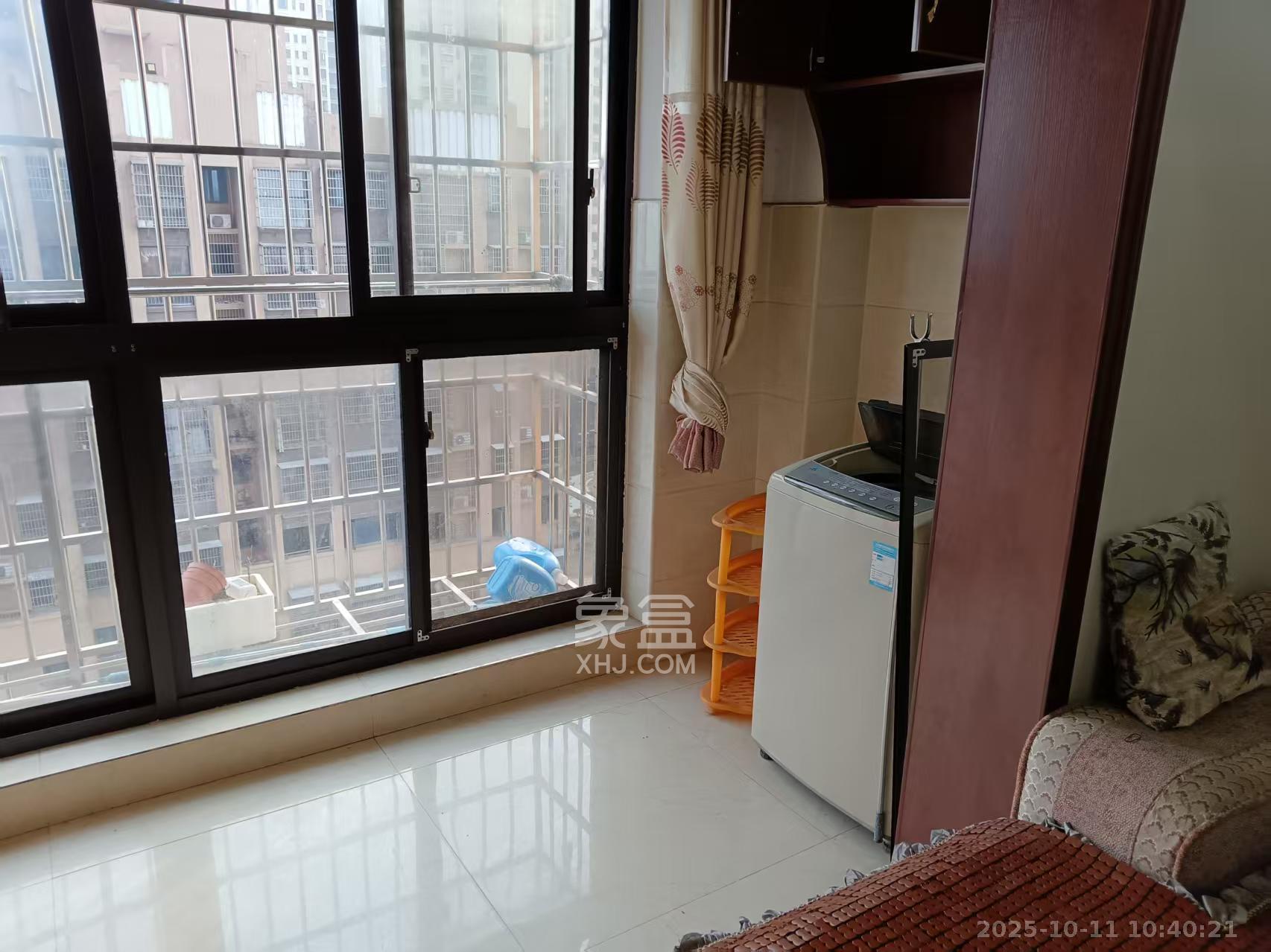 盛地春天里  3室2厅1卫    1500.0元/月 盛地春天里  3室2厅1卫    1500.0元/月室内图