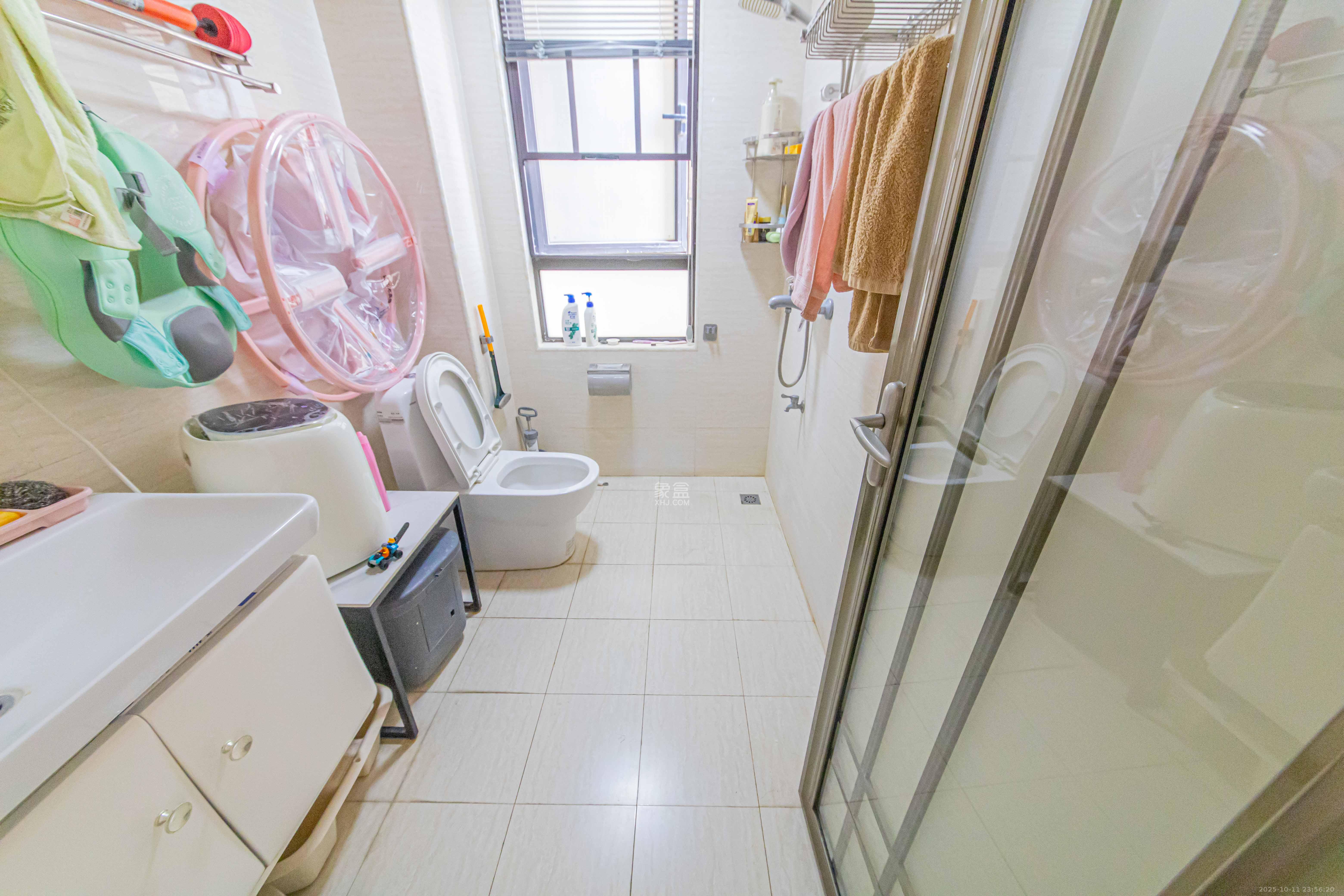 北辰中央公园A区  3室2厅1卫    119.0万卫生间