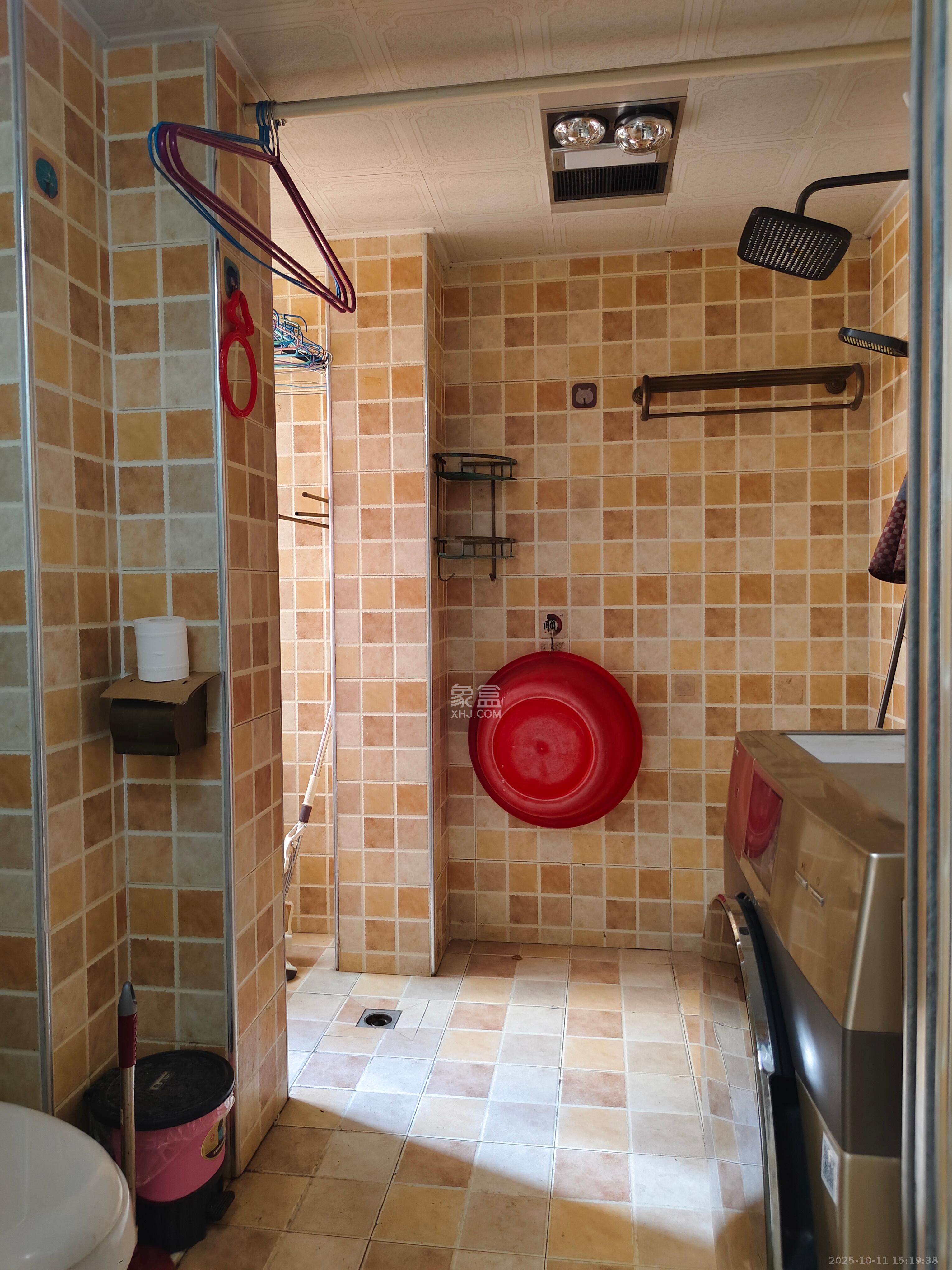 深业睿城 3室2厅1卫 2000.0元/月 深业睿城 3室2厅1卫 2000.0元/月室内图