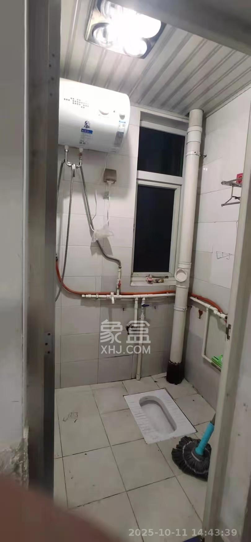 江南公寓 2室2厅1卫 1400.0元/月 江南公寓 2室2厅1卫 1400.0元/月室内图