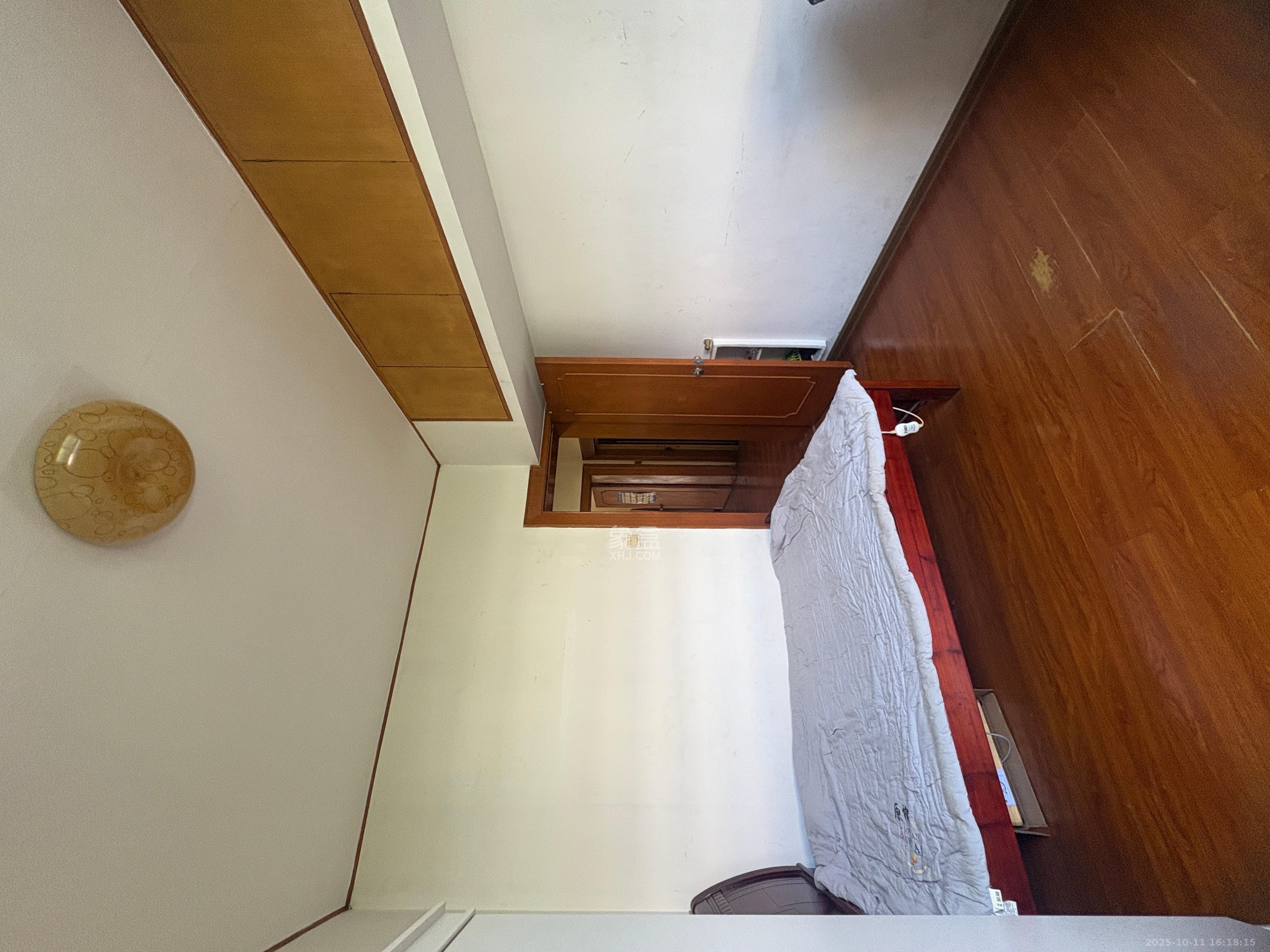 下工商银行宿舍 2室1厅1卫 1700.0元/月 下工商银行宿舍 2室1厅1卫 1700.0元/月室内图