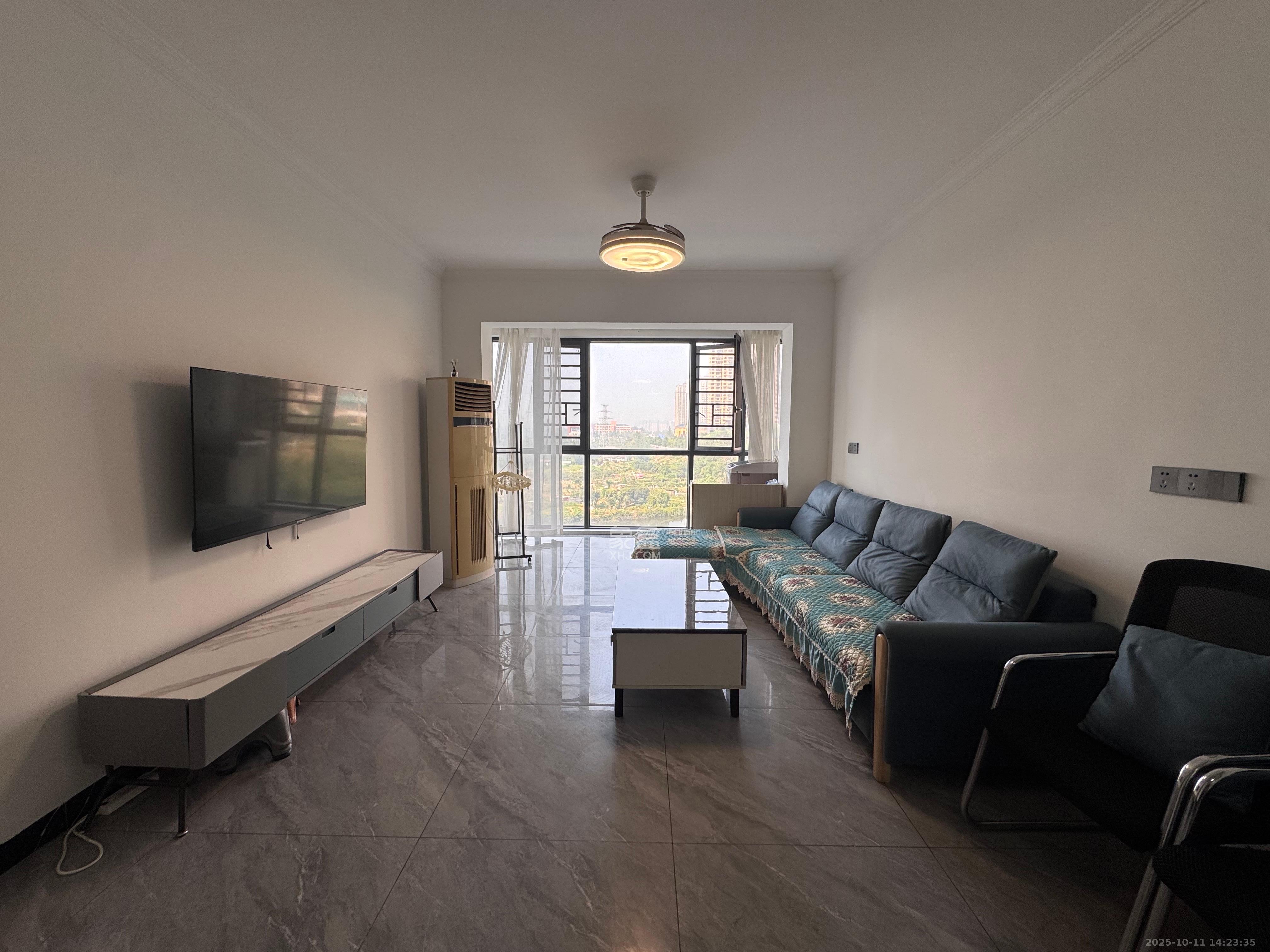 长郡旁牛津街（瑞凯滨江雅苑）  3室2厅1卫    1700.0元/月