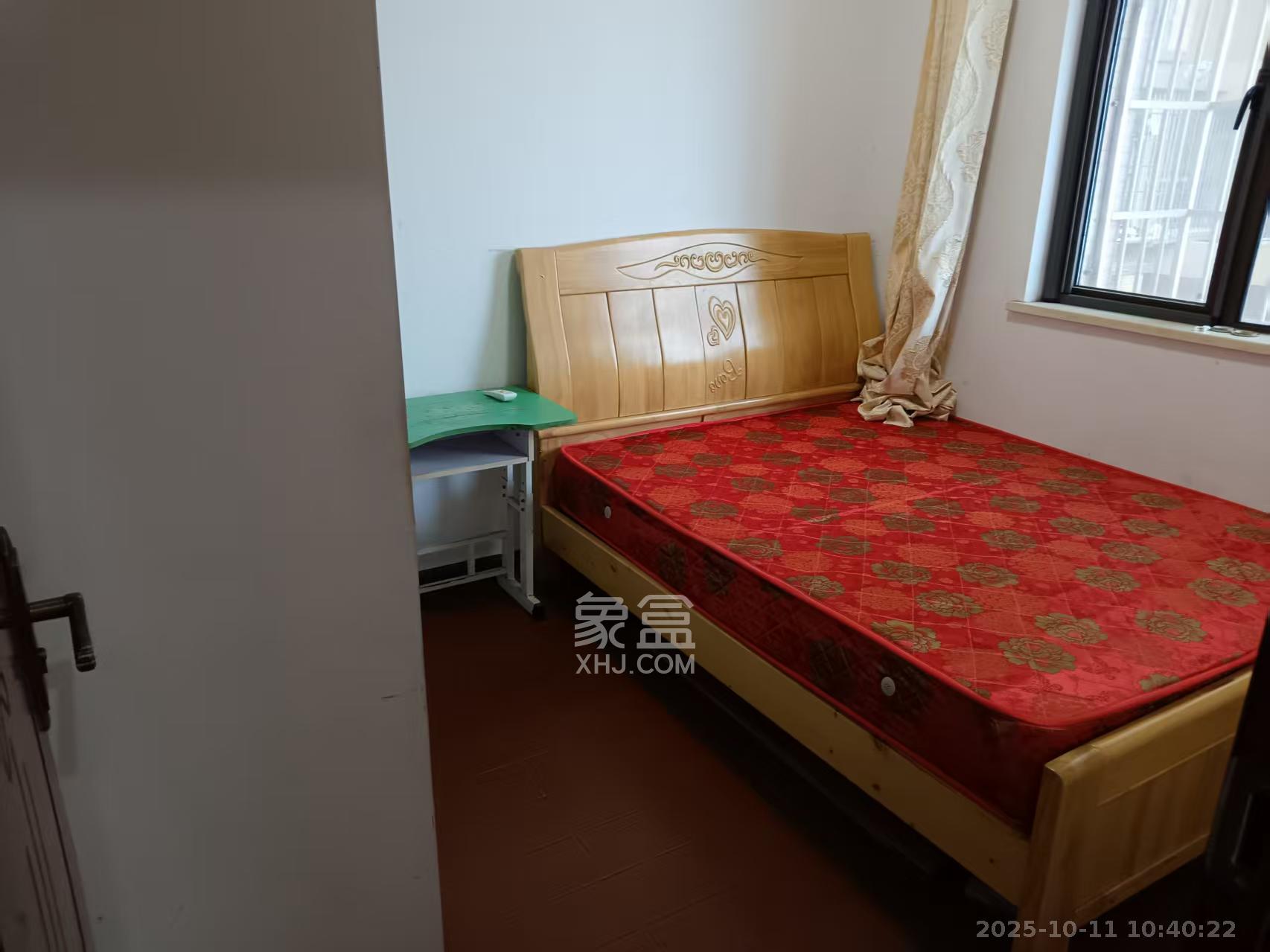 盛地春天里  3室2厅1卫    1500.0元/月 盛地春天里  3室2厅1卫    1500.0元/月室内图