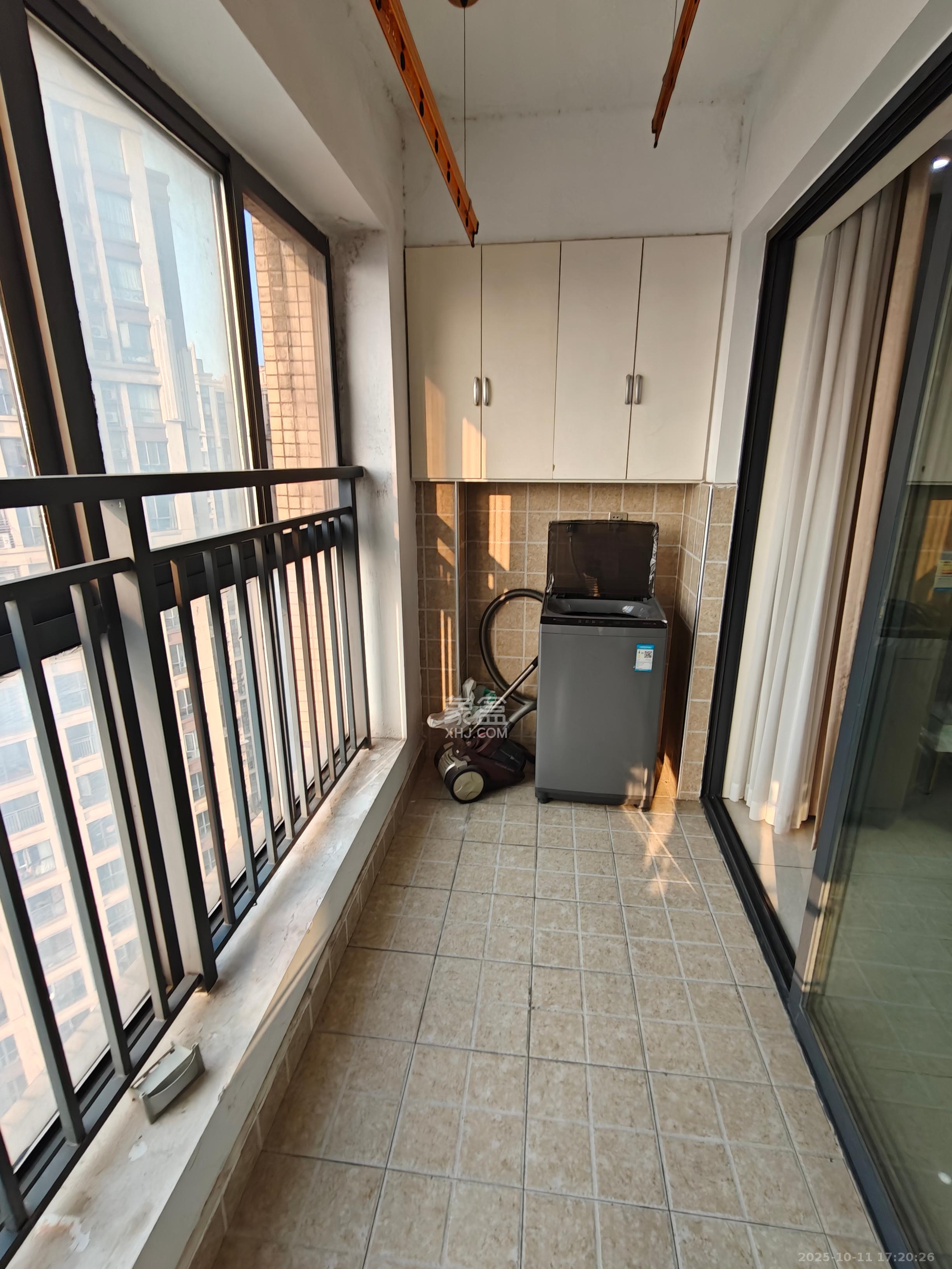 兰亭湾畔 2室2厅1卫 2800.0元/月 兰亭湾畔 2室2厅1卫 2800.0元/月室内图