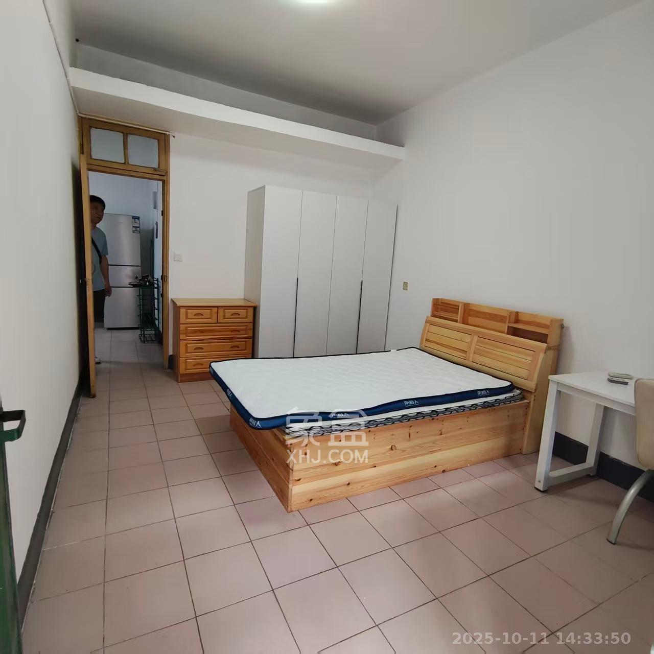 粮食局宿舍(东茅街95、97号) 2室1厅1卫 2200.0元/月 粮食局宿舍(东茅街95、97号) 2室1厅1卫 2200.0元/月室内图