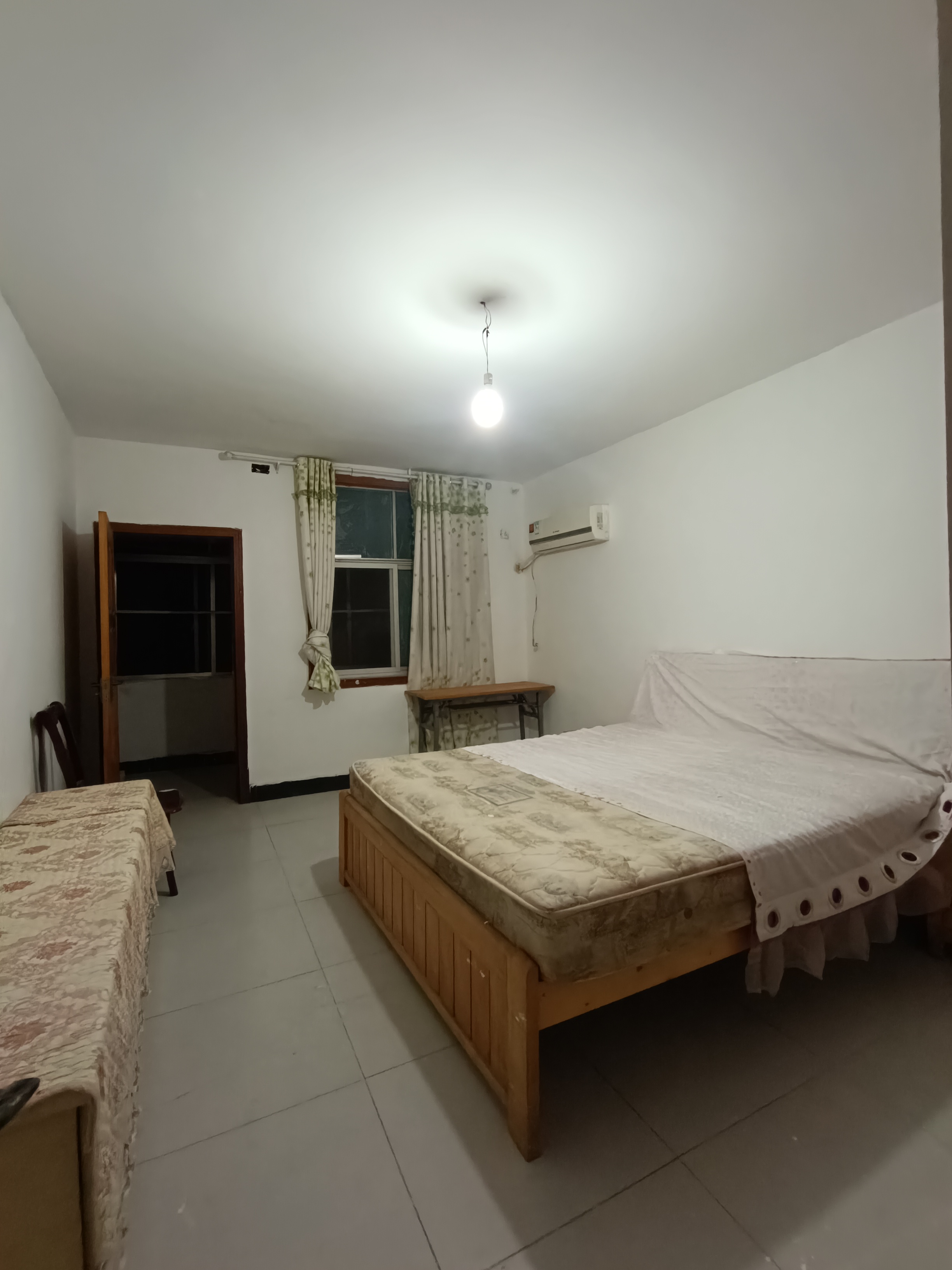 妇保巷21号  2室2厅1卫    33.0万客厅