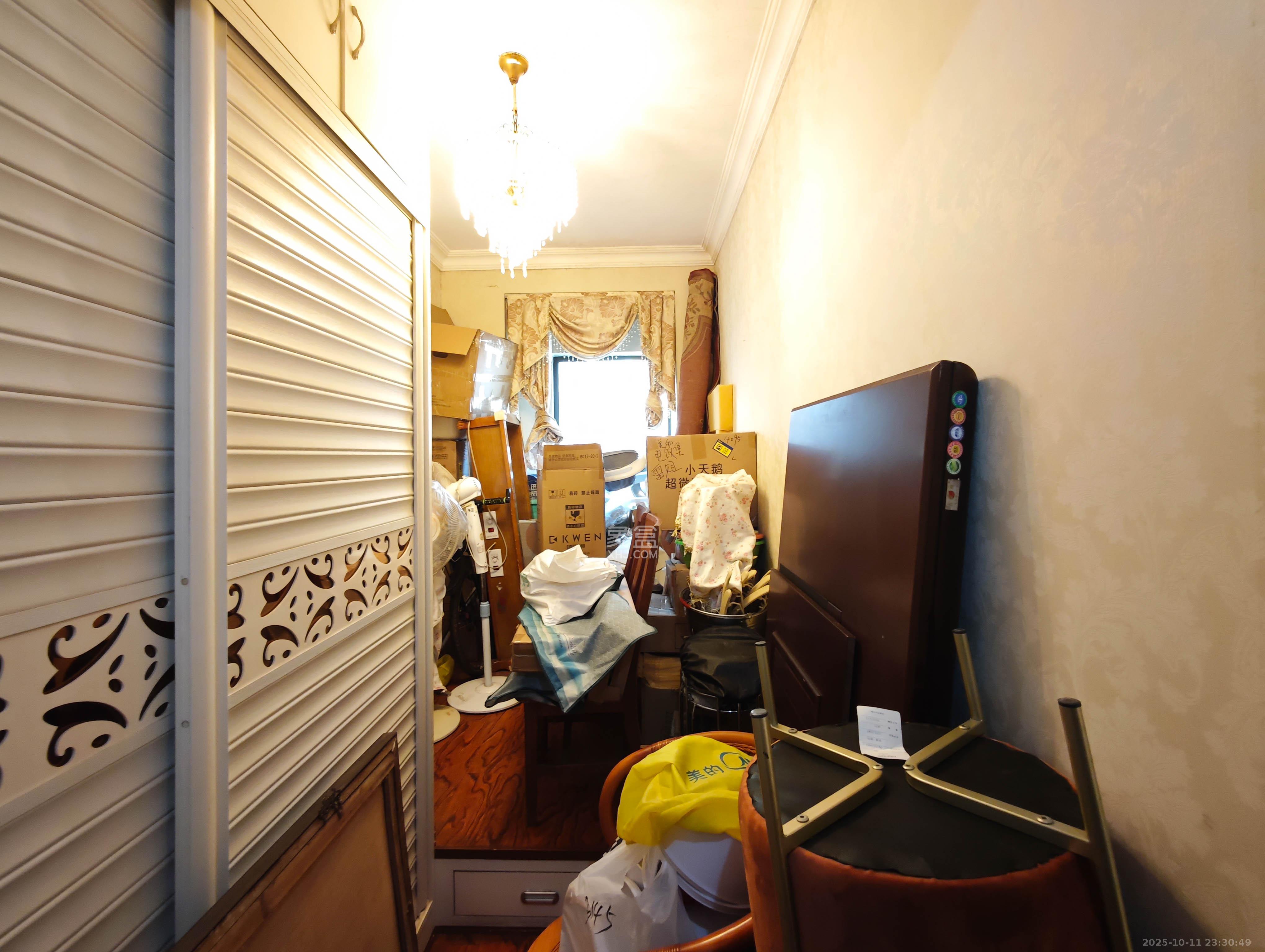 水岸天际（一期、二期）  1室2厅2卫    168.0万其他