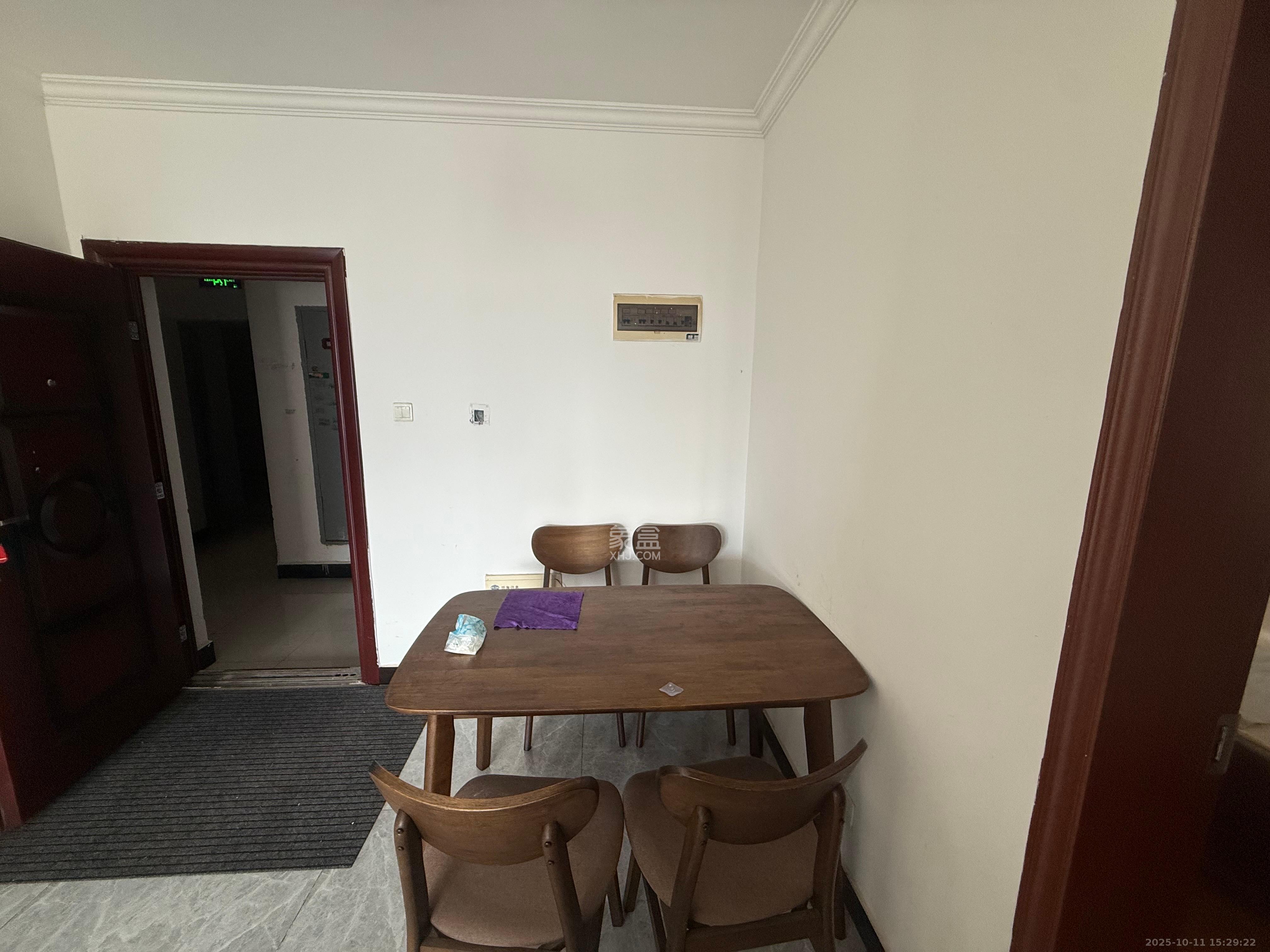 水墨林溪 2室1厅1卫 2300.0元/月 水墨林溪 2室1厅1卫 2300.0元/月室内图