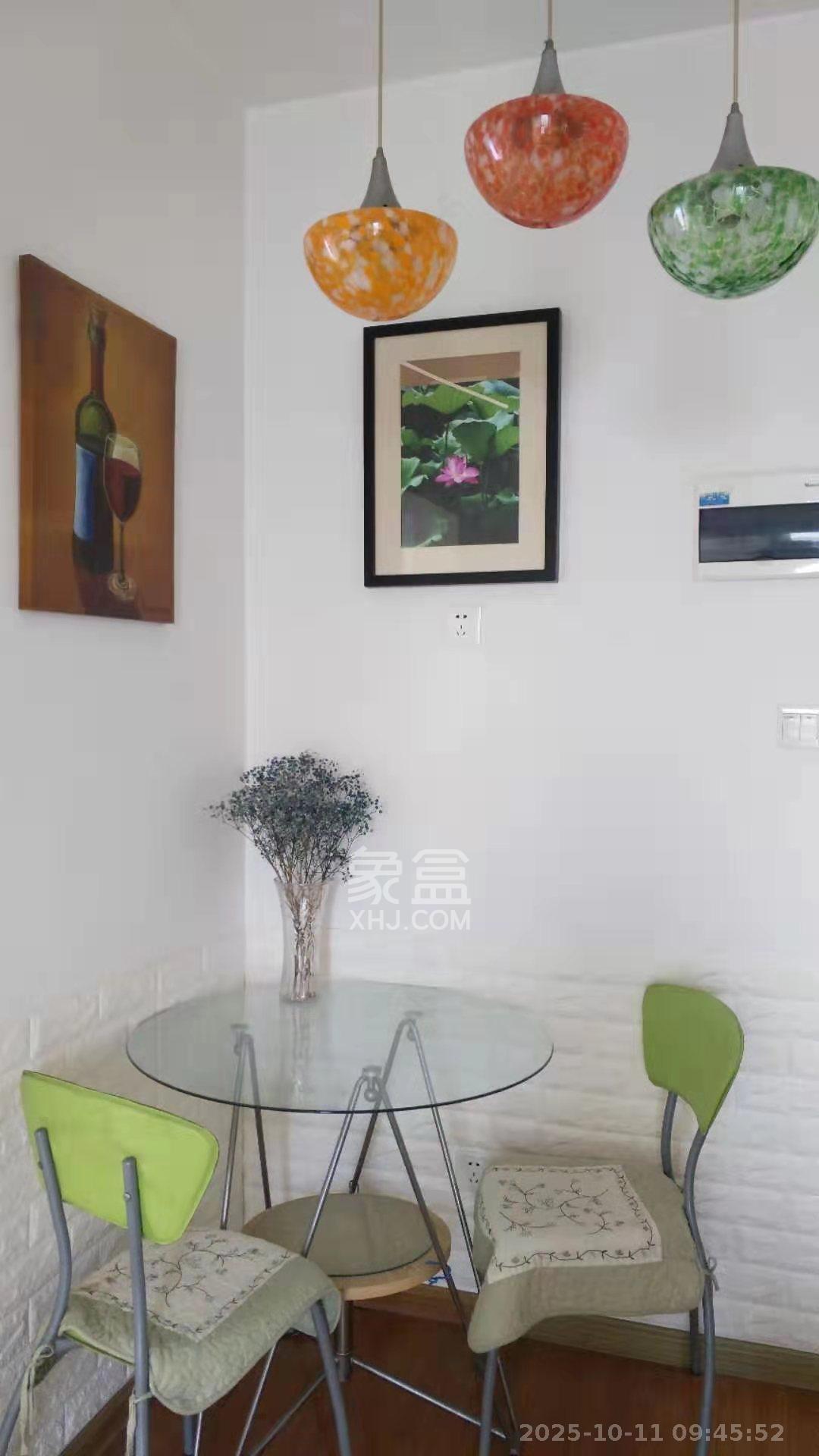 白沙晶城  1室1厅1卫    2000.0元/月室内图