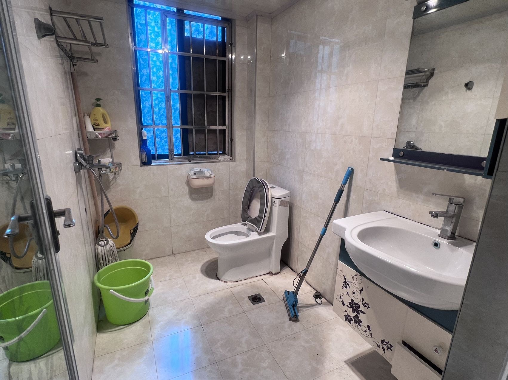 云顶上品  3室2厅1卫    1280.0元/月 云顶上品  3室2厅1卫    1280.0元/月室内图