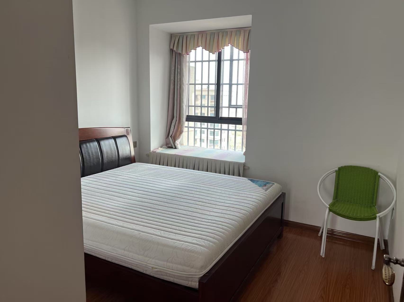 衡阳碧桂园  2室2厅1卫    1600.0元/月室内图