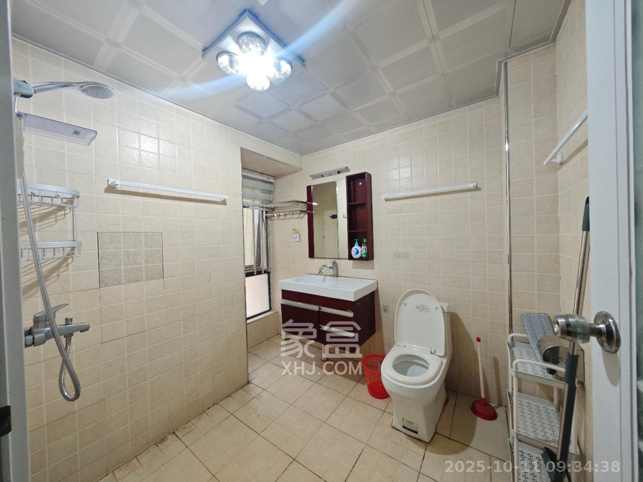 归心苑  1室1厅2卫    1100.0元/月室内图