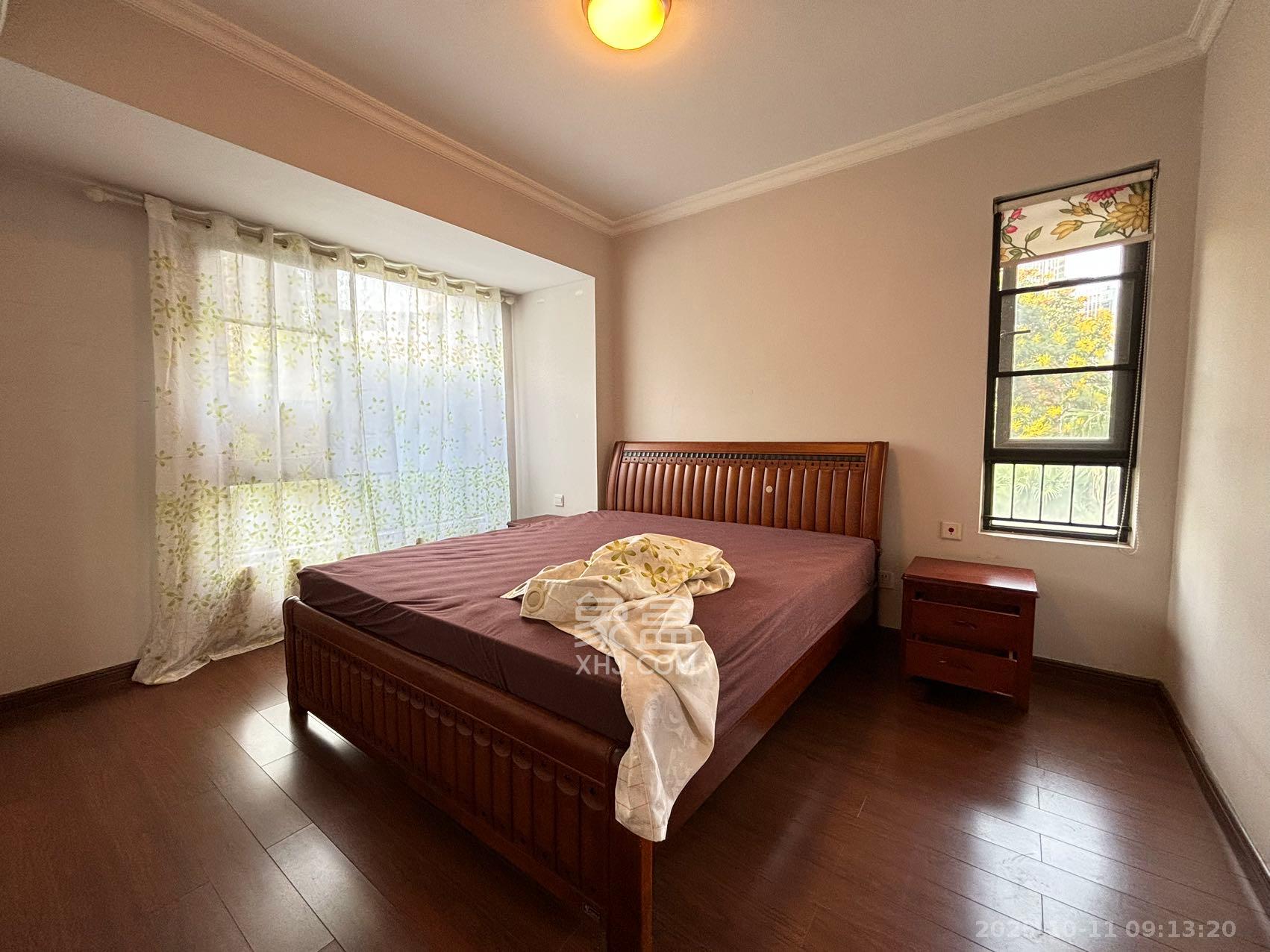 万科城 3室2厅2卫 2500.0元/月 万科城 3室2厅2卫 2500.0元/月室内图