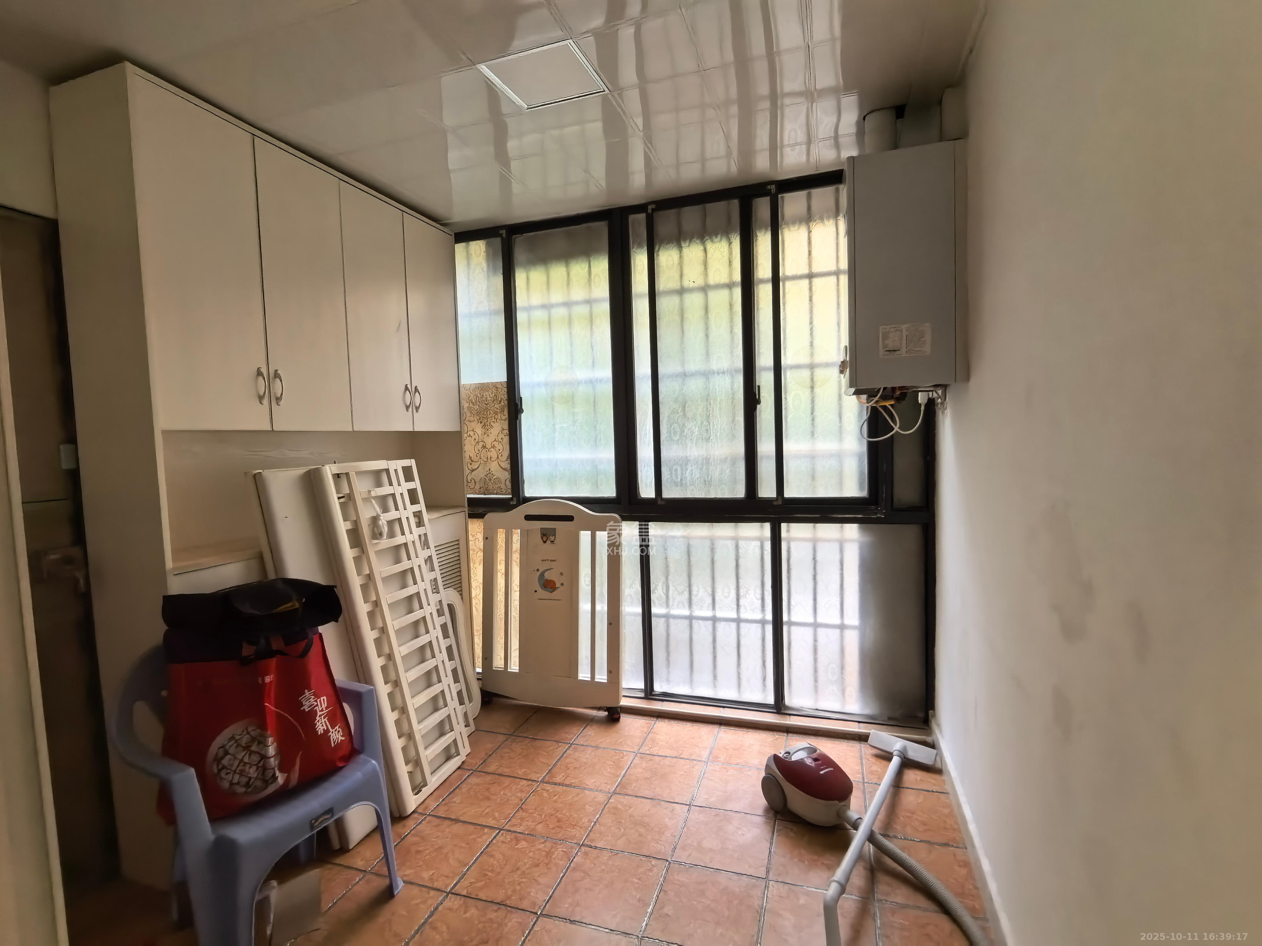 英祥春天  4室2厅2卫    2800.0元/月 英祥春天  4室2厅2卫    2800.0元/月室内图