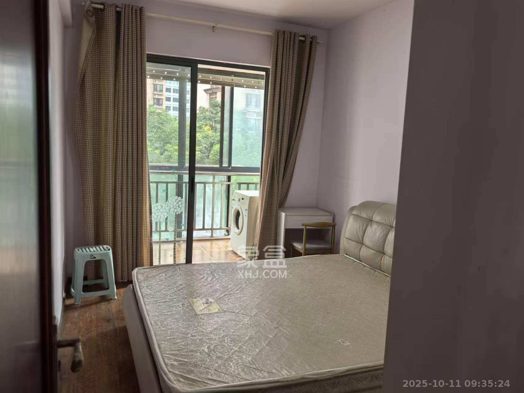 鑫远湘府逸园  3室2厅1卫    2000.0元/月室内图