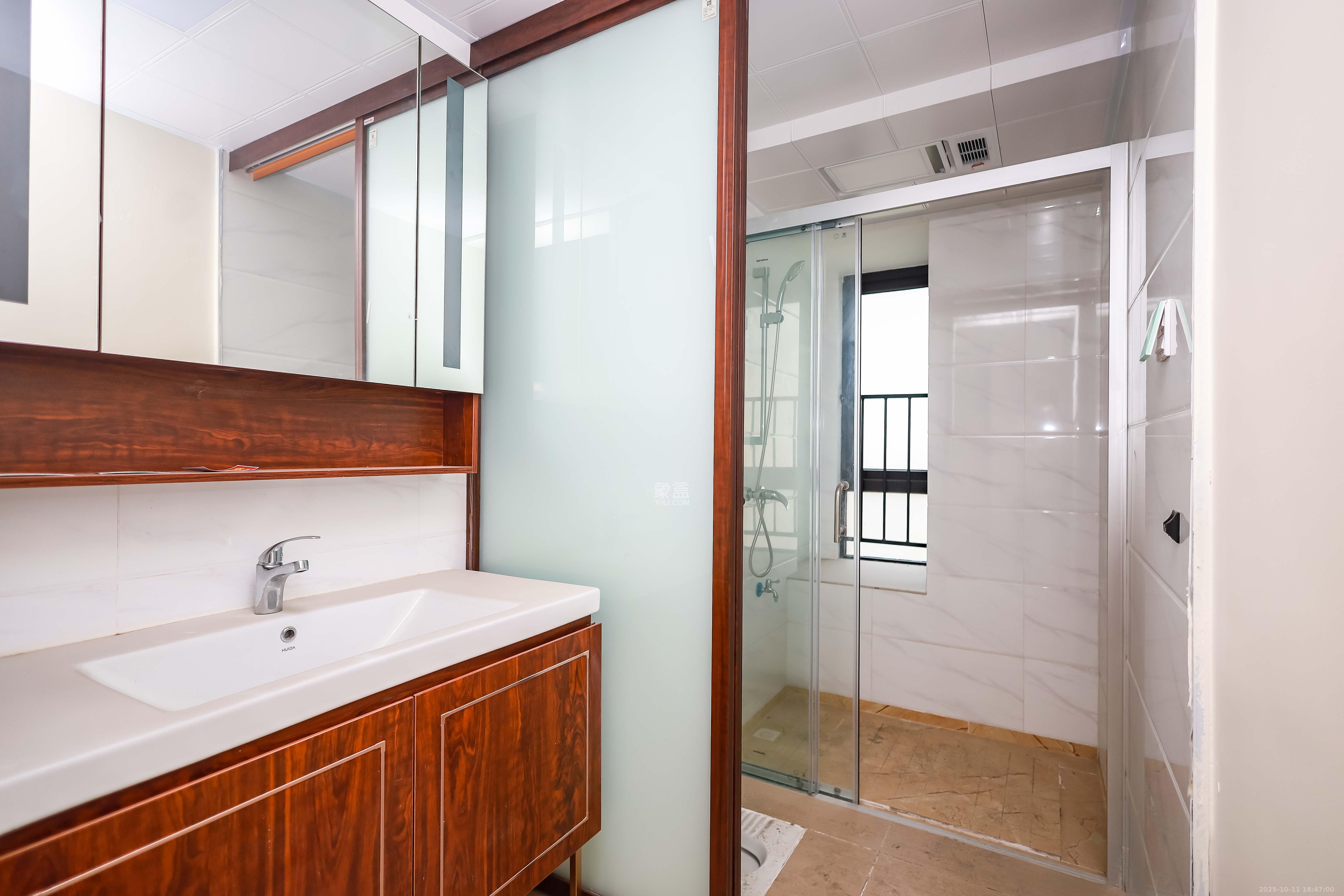 碧桂园荟隽棠 4室2厅2卫 141.0万 碧桂园荟隽棠 4室2厅2卫 141.0万卫生间