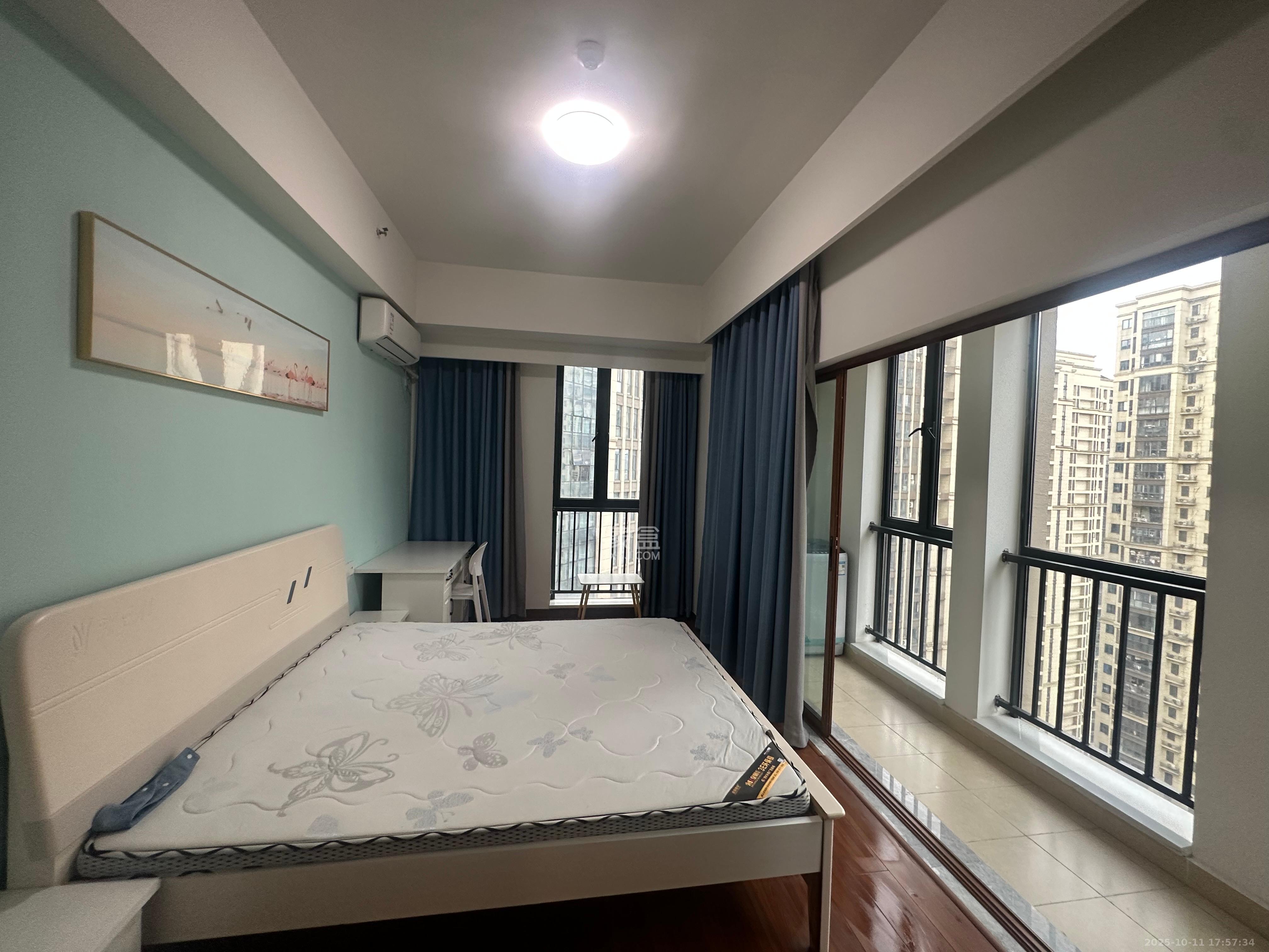 荣泰广场 1室1厅1卫 2000.0元/月 荣泰广场 1室1厅1卫 2000.0元/月室内图