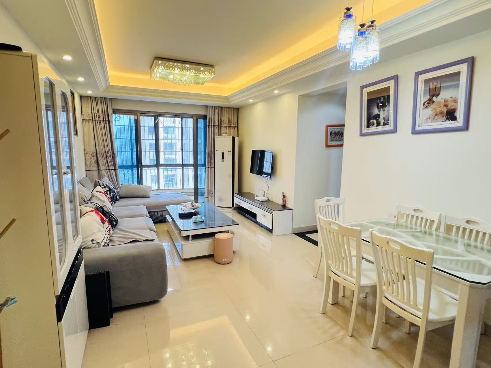 碧桂园 3室2厅1卫 1600.0元/月 碧桂园 3室2厅1卫 1600.0元/月室内图