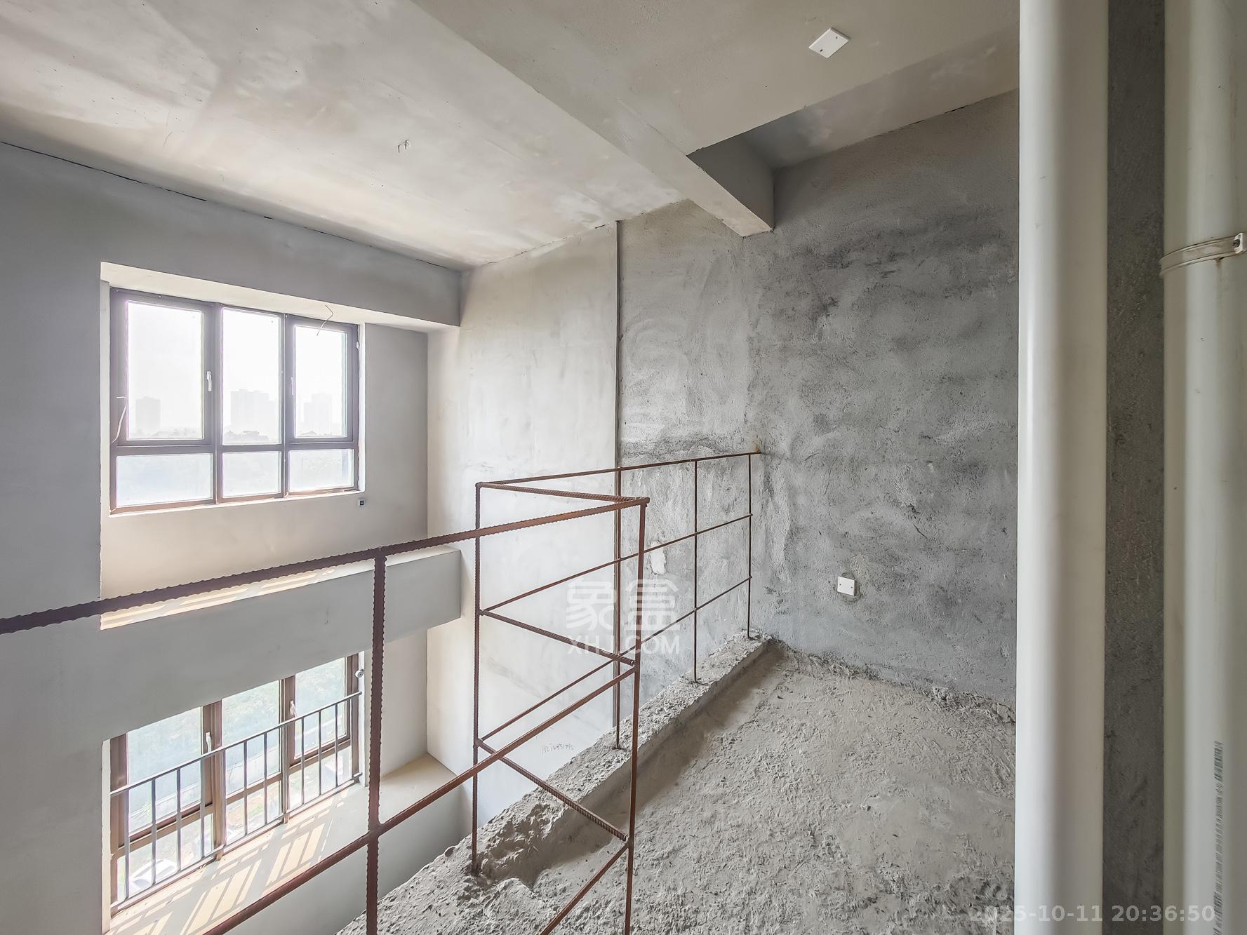 卓越青竹湖  3室2厅1卫    75.0万卧室