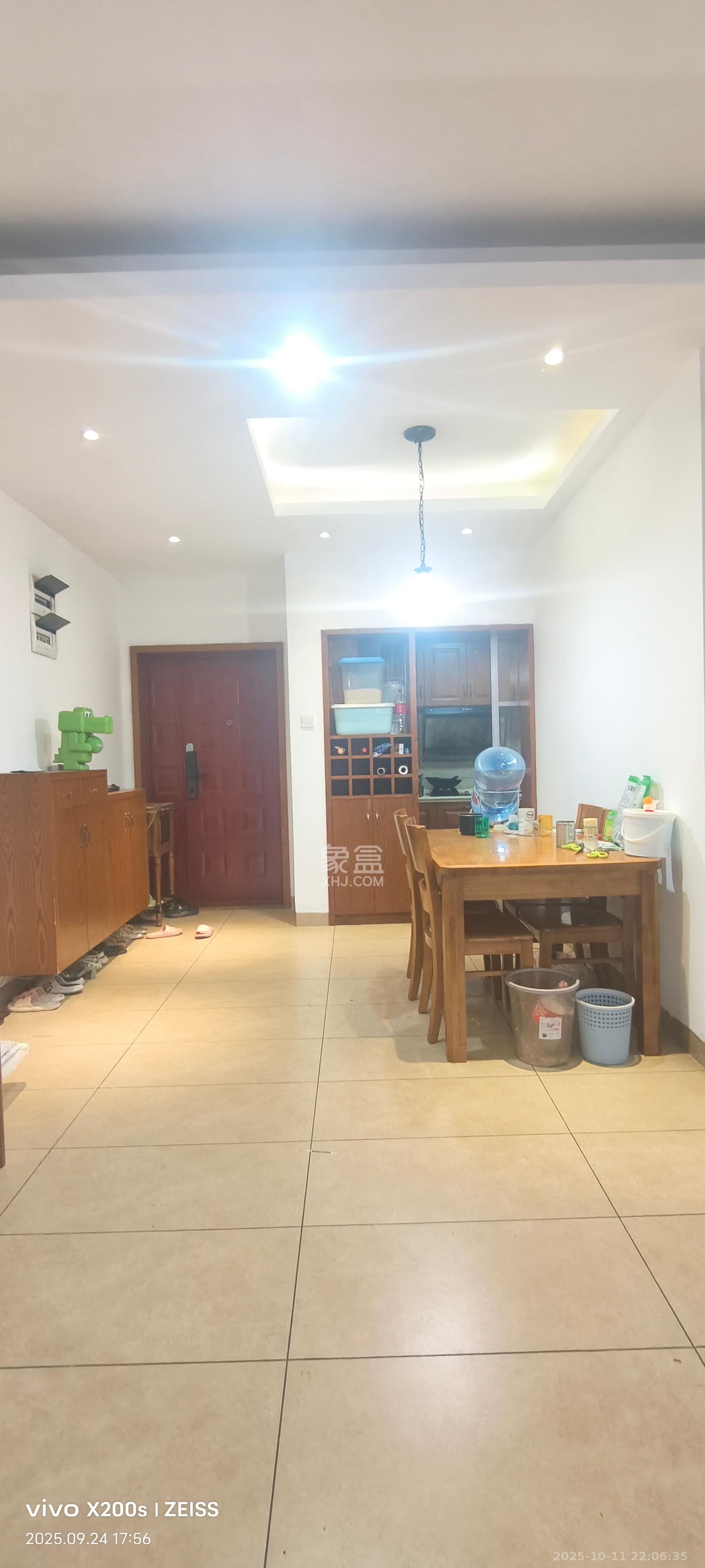 幸福里润城（幸福里二期）  3室2厅1卫    1800.0元/月室内图