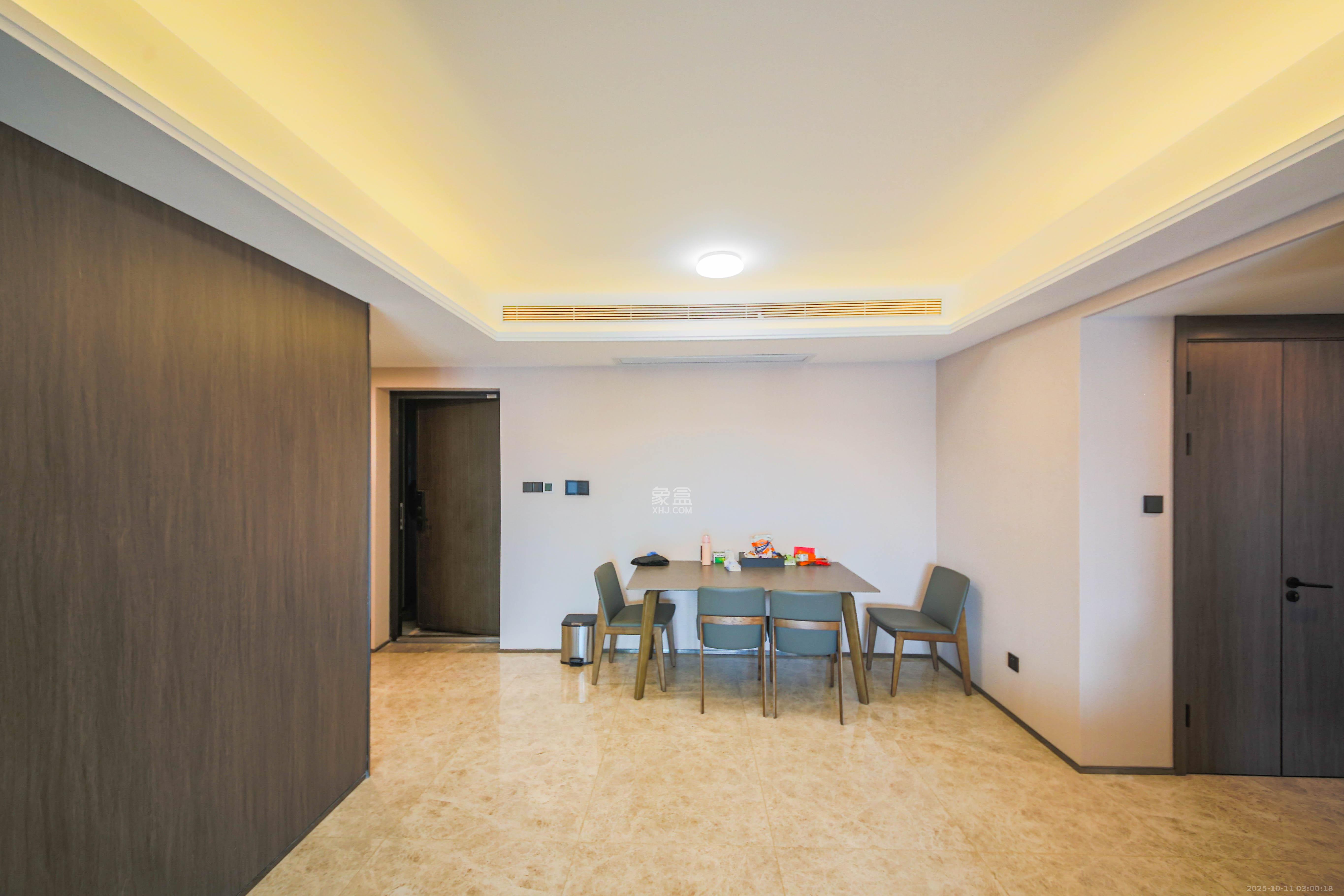 印湘江二(印江雅居) 3室2厅2卫 165.0万 印湘江二(印江雅居) 3室2厅2卫 165.0万客厅