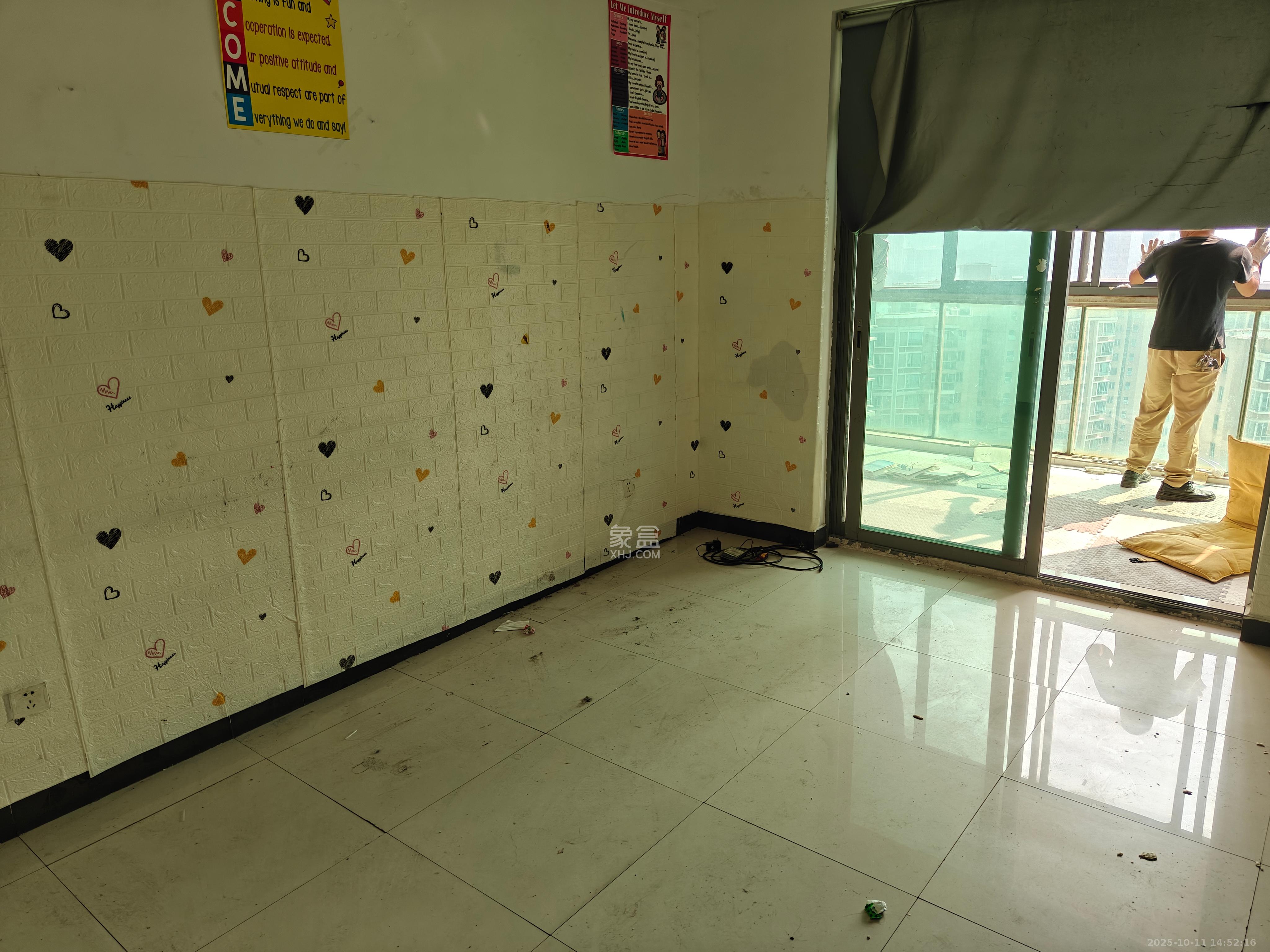 新城新世界一二三期  4室2厅2卫    3000.0元/月 新城新世界一二三期  4室2厅2卫    3000.0元/月室内图