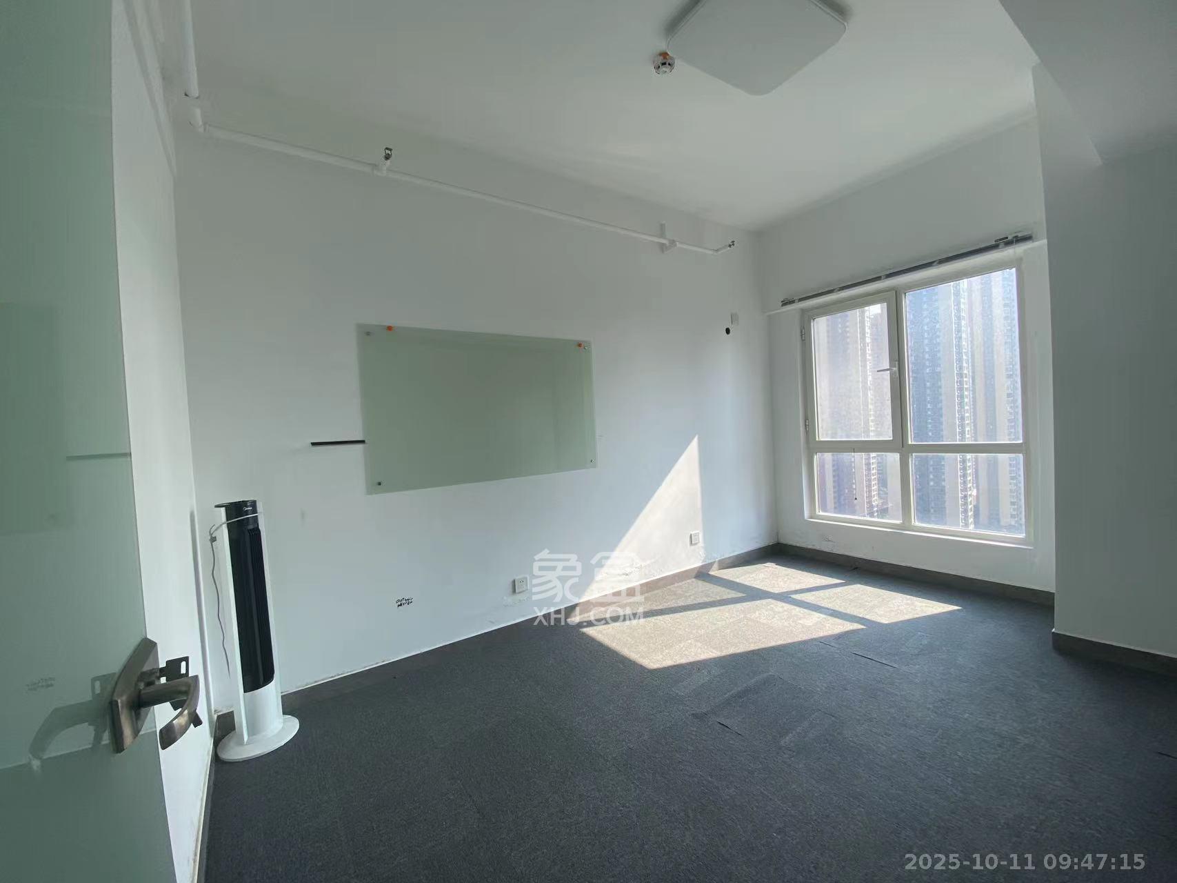 北辰三角洲B1E1区  1室1厅1卫    4000.0元/月室内图