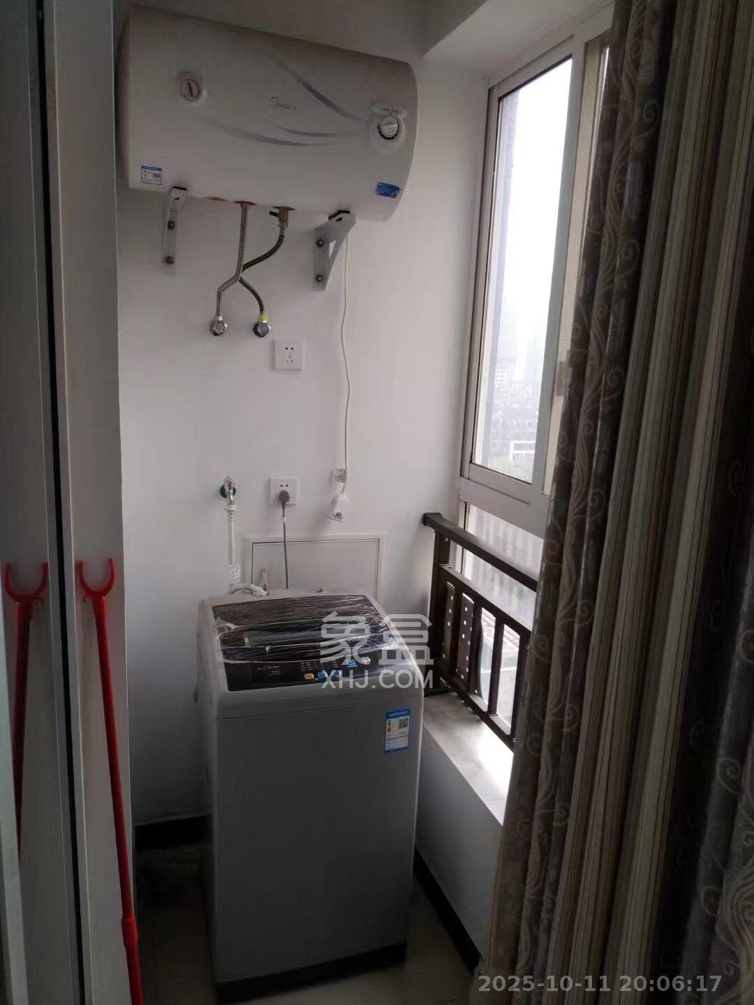 MOMA当代广场 1室1厅1卫 1100.0元/月 MOMA当代广场 1室1厅1卫 1100.0元/月室内图