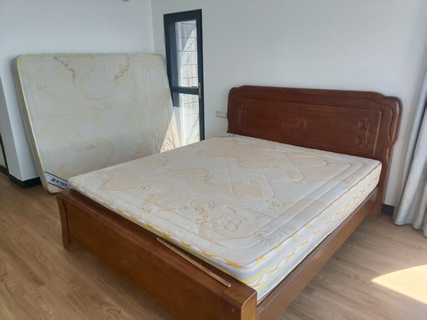 紫荆花园二区 3室2厅2卫 4200.0元/月 紫荆花园二区 3室2厅2卫 4200.0元/月室内图