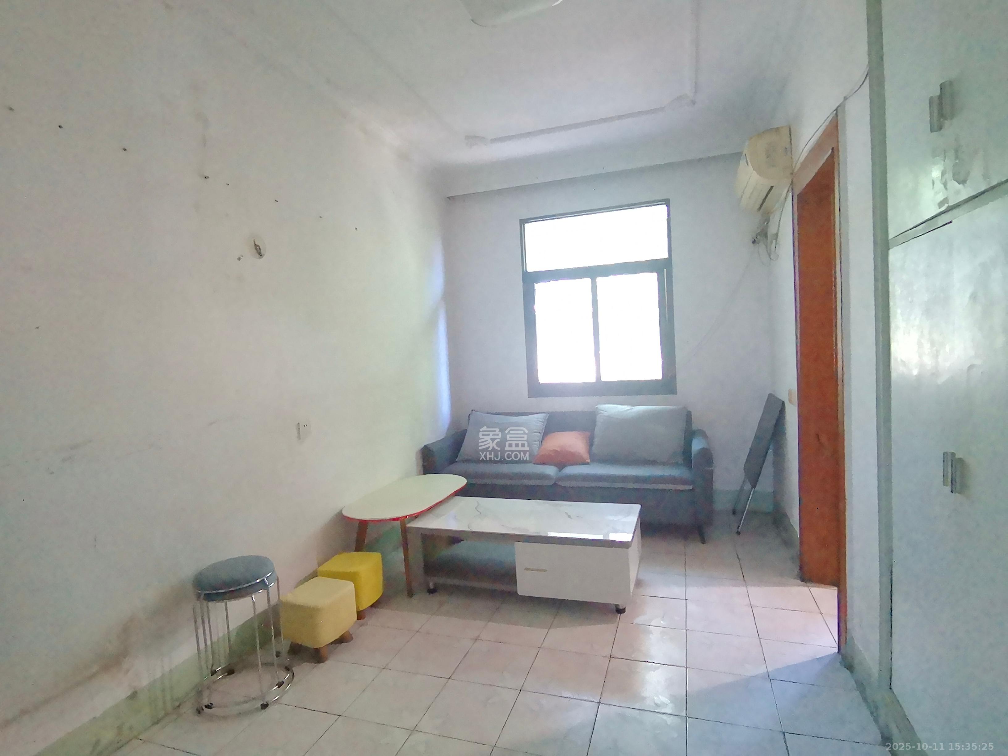 望月湖小区二片（湖东社区）  2室1厅1卫    1400.0元/月室内图