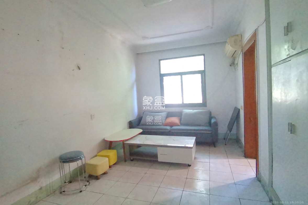 望月湖小区二片(湖东社区) 2室1厅1卫 1400.0元/月 望月湖小区二片(湖东社区) 2室1厅1卫 1400.0元/月室内图