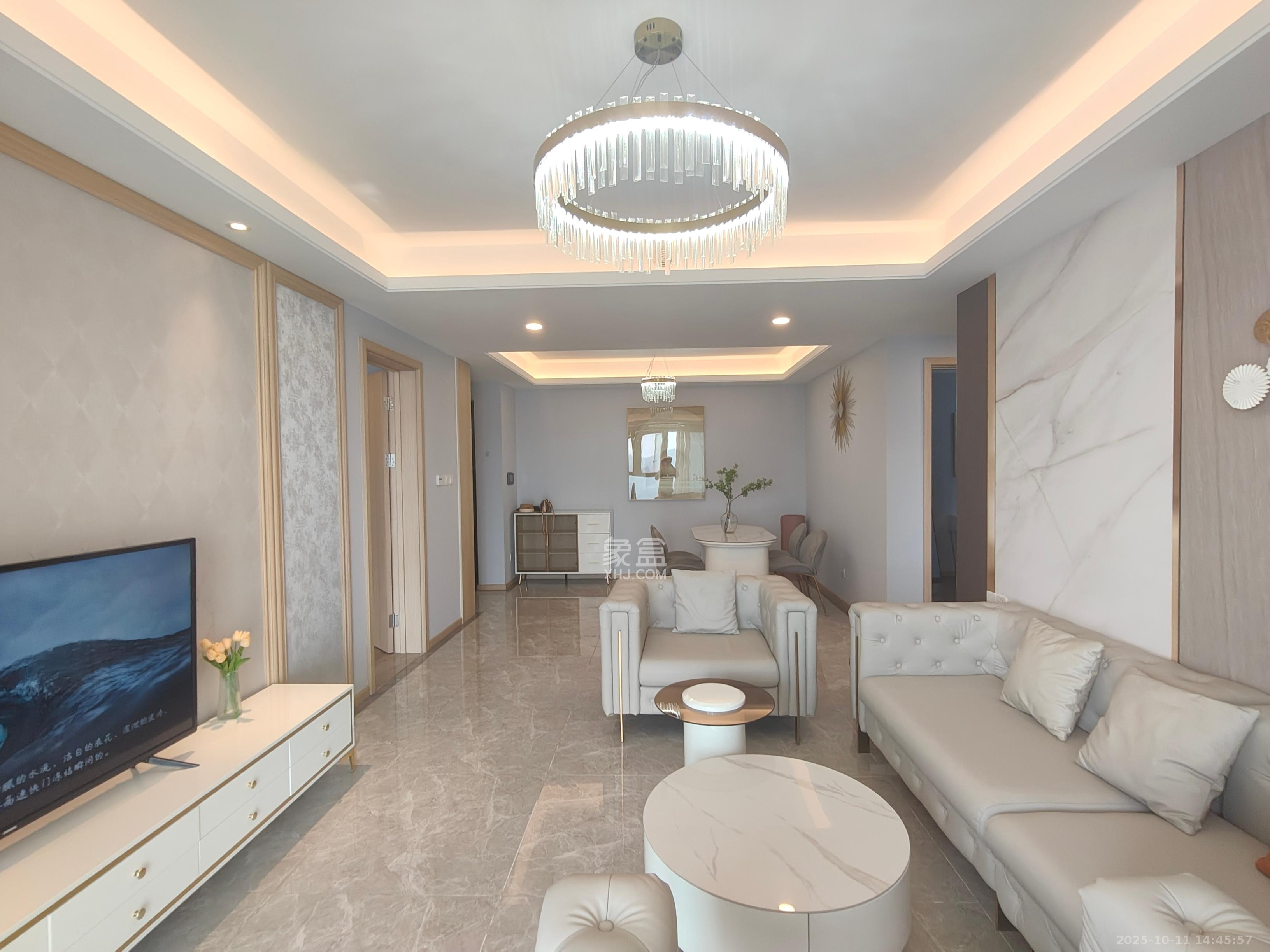 梅溪湖玺悦(新城金茂梦想玺悦) 3室2厅2卫 3800.0元/月 梅溪湖玺悦(新城金茂梦想玺悦) 3室2厅2卫 3800.0元/月室内图