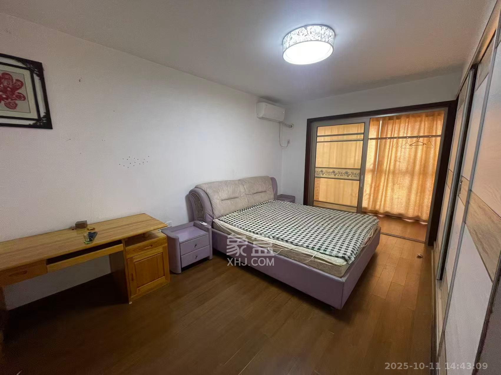 路桥大厦  4室2厅2卫    2700.0元/月室内图