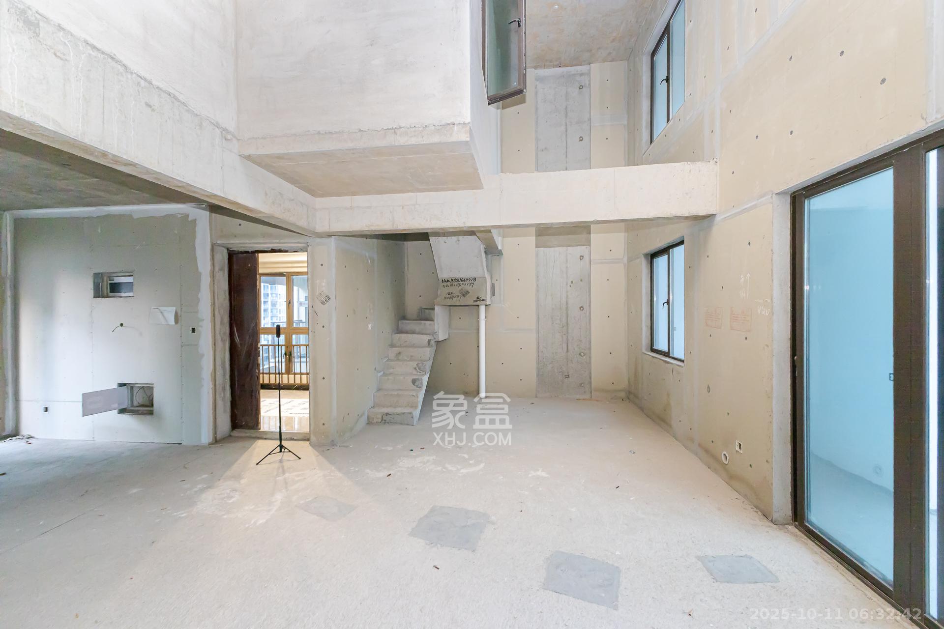 润和湘江天地C区  4室2厅2卫    139.8万