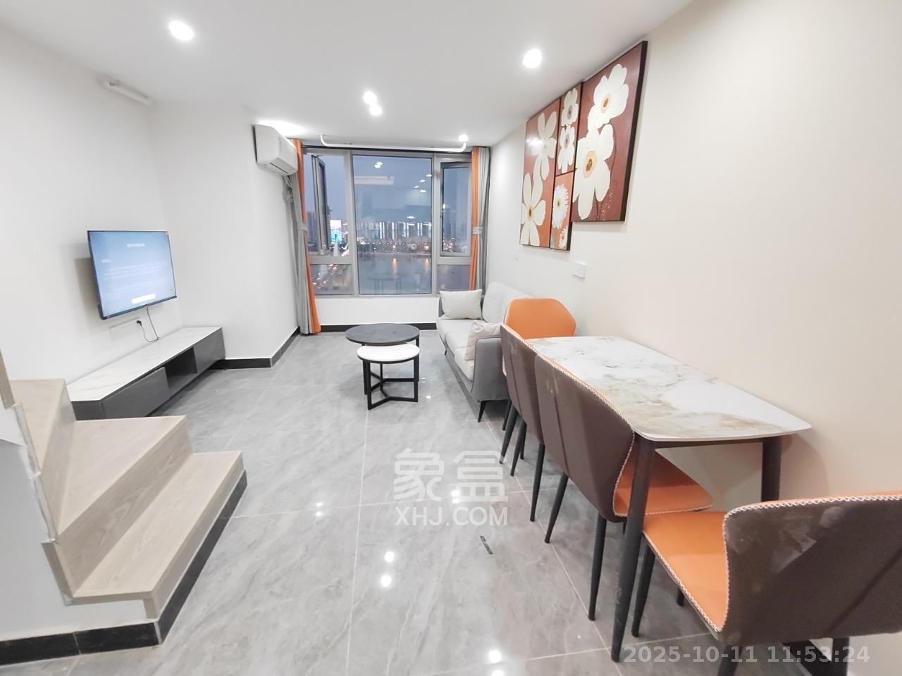 保利天禧EF区  2室1厅1卫    2700.0元/月